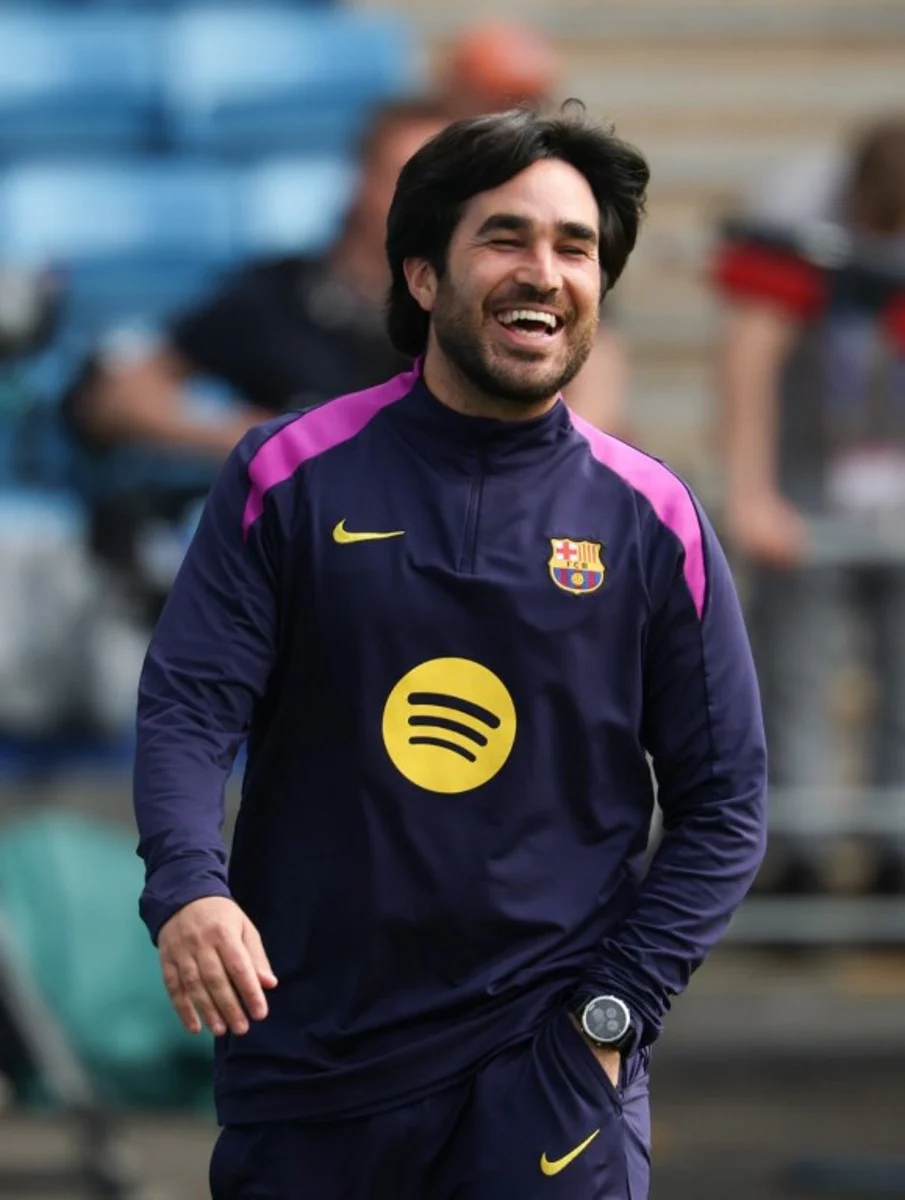 Barcelona's Spanish coach Pere Romeu takes part in a training session on the eve of the UEFA Women's Chanmpions League final at the Ullevaal Stadium in Oslo, Norway on May 22, 2026.  Barcelona face Olympique Lyonnais (OL) in the UEFA Women's Chanmpions League final in Oslo on May 23, 2026. Odd ANDERSEN / AFP