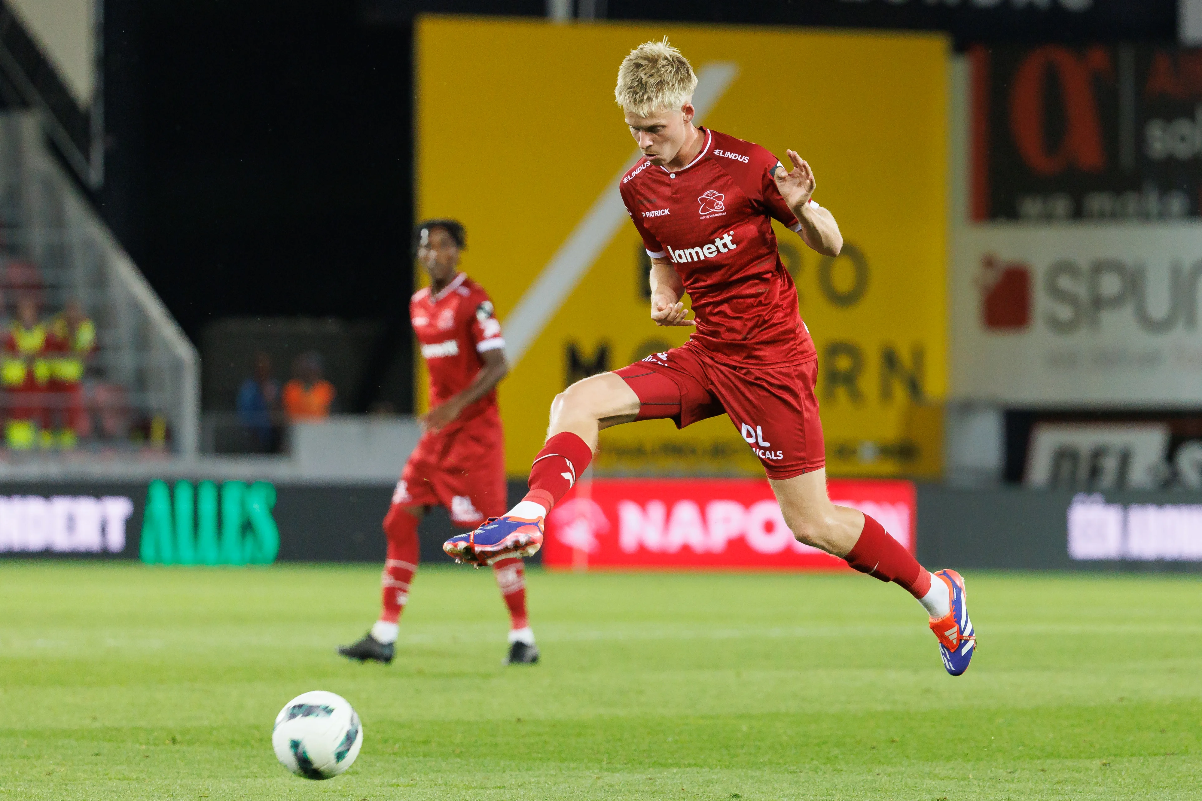 Essevee's Jeppe Erenbjerg pictured in action during a soccer match between S.V. Zulte Waregem and KSC Lokeren-Temse, Friday 30 August 2024 in Waregem, on day 3 of the 2024-2025 'Challenger Pro League' 1B second division of the Belgian championship. BELGA PHOTO KURT DESPLENTER