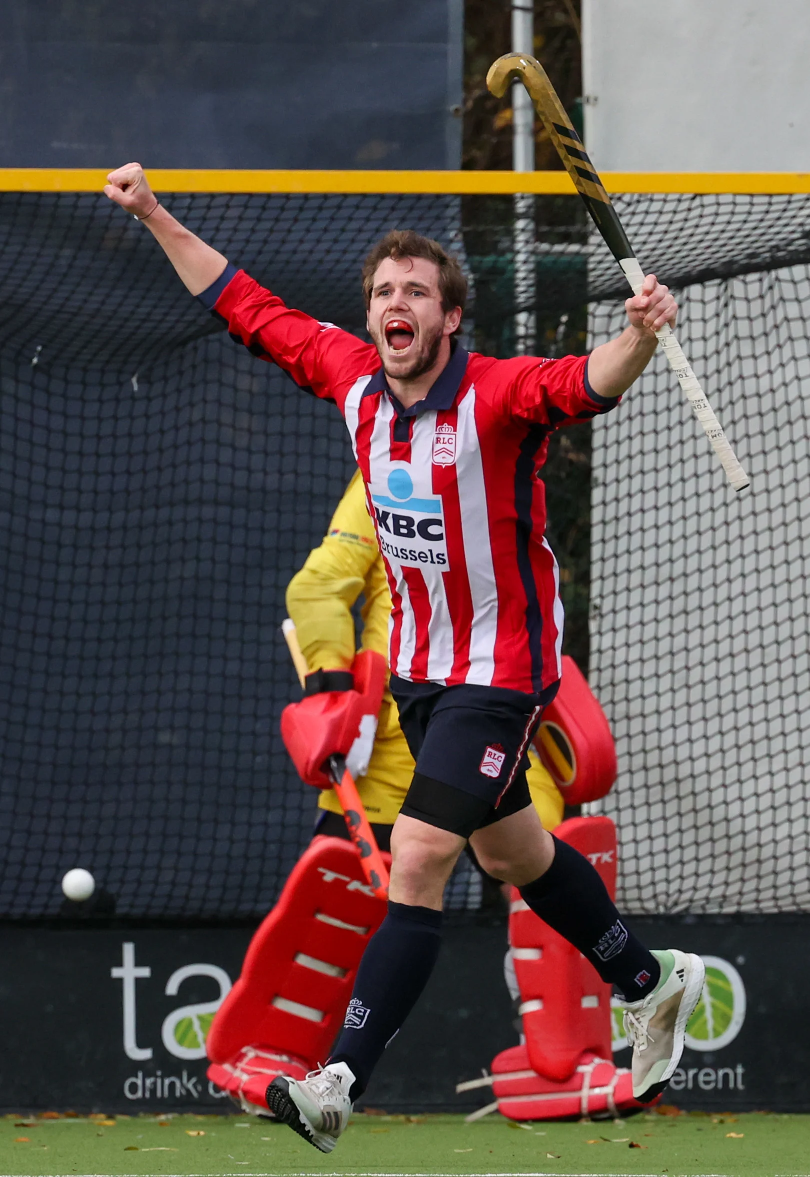 Leopold's Tom Degroote celebrates after scoring during a hockey game between Royal Leopold Club and Royal Racing Club Bruxelles, Sunday 19 November 2023, in Uccle/ Ukkel, Brussels, on day 13 of the Belgian first division hockey championship. BELGA PHOTO VIRGINIE LEFOUR