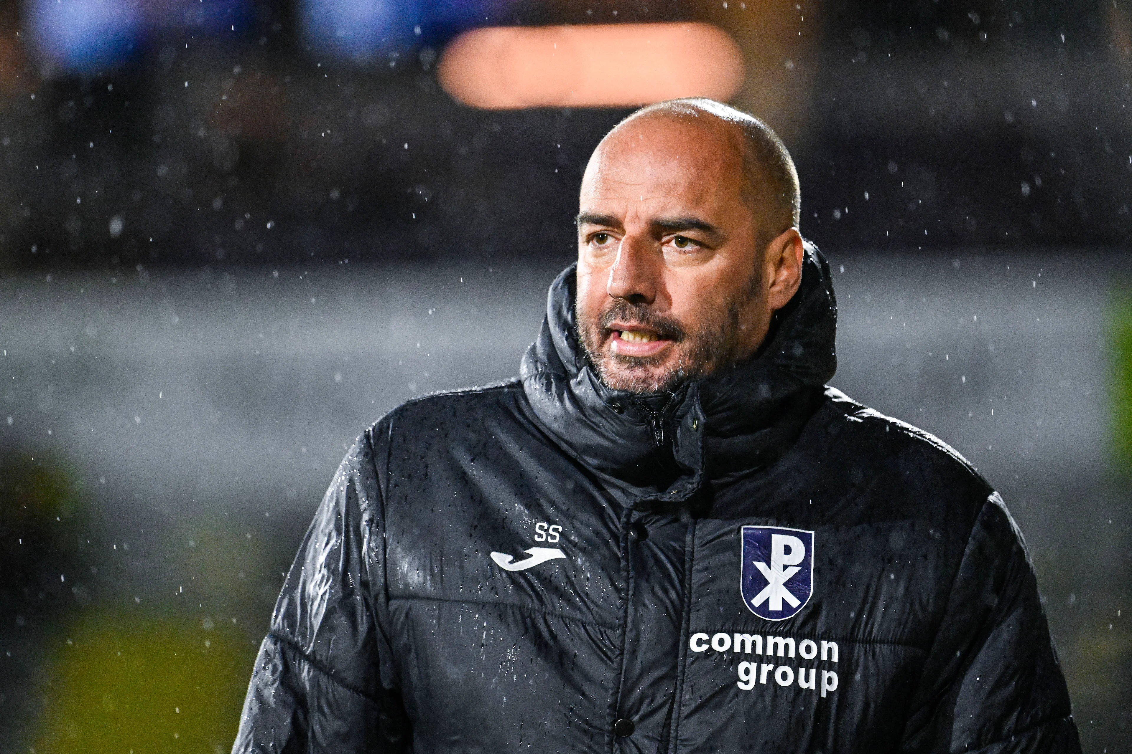 Patro Eisden's head coach Stijn Stijnen pictured during a soccer game between Lierse SK and Patro Eisden Maasmechelen, Friday 13 March 2026 in Lier, on day 30 of the 2025-2026 'Challenger Pro League' 1B second division of the Belgian championship. BELGA PHOTO TOM GOYVAERTS