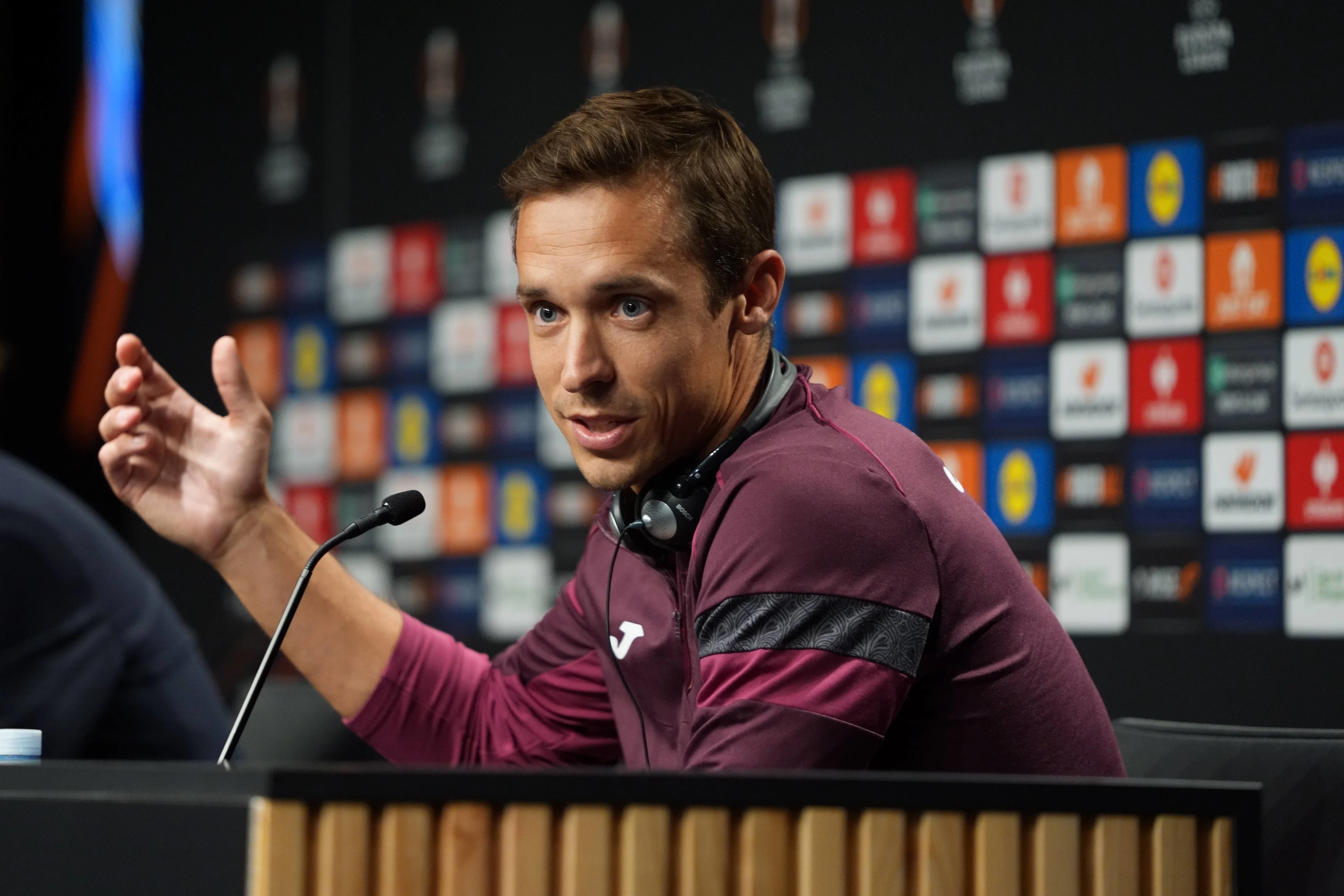 Anderlecht's head coach ad-interim David Hubert pictured during a press conference of Belgian soccer team RSC Anderlecht in San Sebastian, Spain, Wednesday 02 October 2024. The Team is preparing the second UEFA Europa League game against Spanish team Real Sociedad. BELGA PHOTO JOMA GARCIA I GISBERT