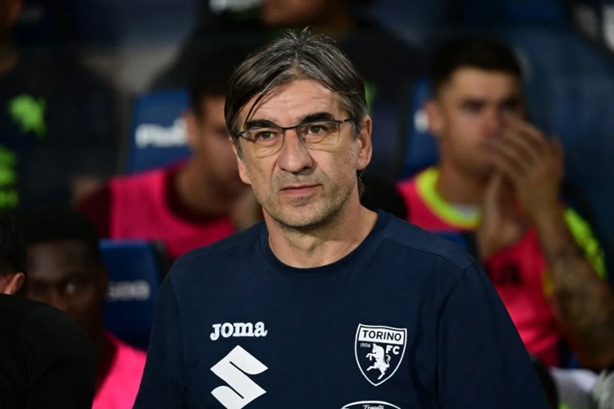 Torino's Croatian coach Ivan Juric looks on ahead of the Italian Serie A football match between Atalanta and Torino at The Atleti Azzurri d'Italia Stadium in Bergamo on September 1, 2022.   MIGUEL MEDINA / AFP