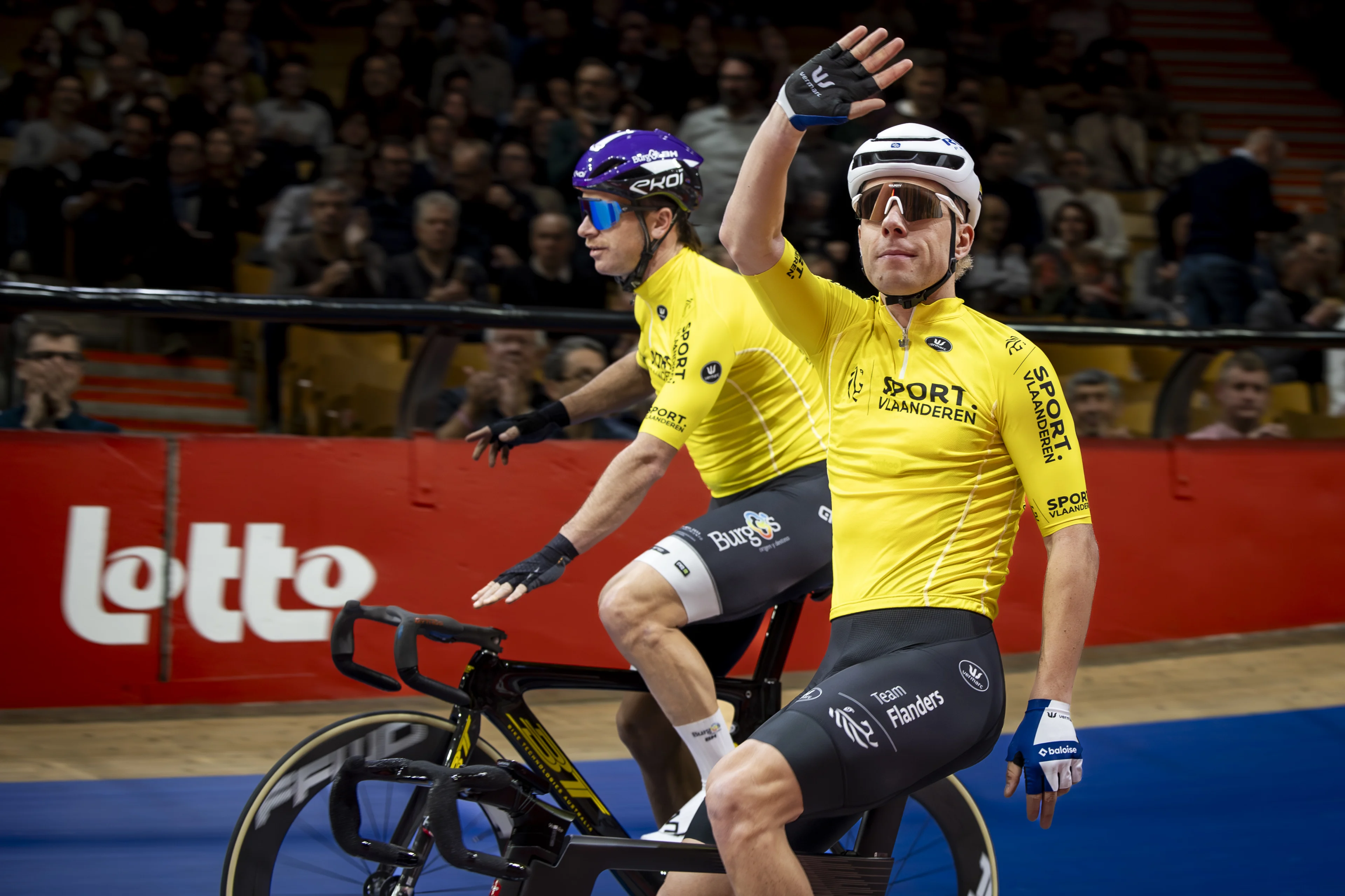 Belgian Jules Hesters pictured during day four of the Zesdaagse Vlaanderen-Gent six-day indoor track cycling event at the indoor cycling arena 't Kuipke, Friday 15 November 2024, in Gent. BELGA PHOTO DAVID PINTENS