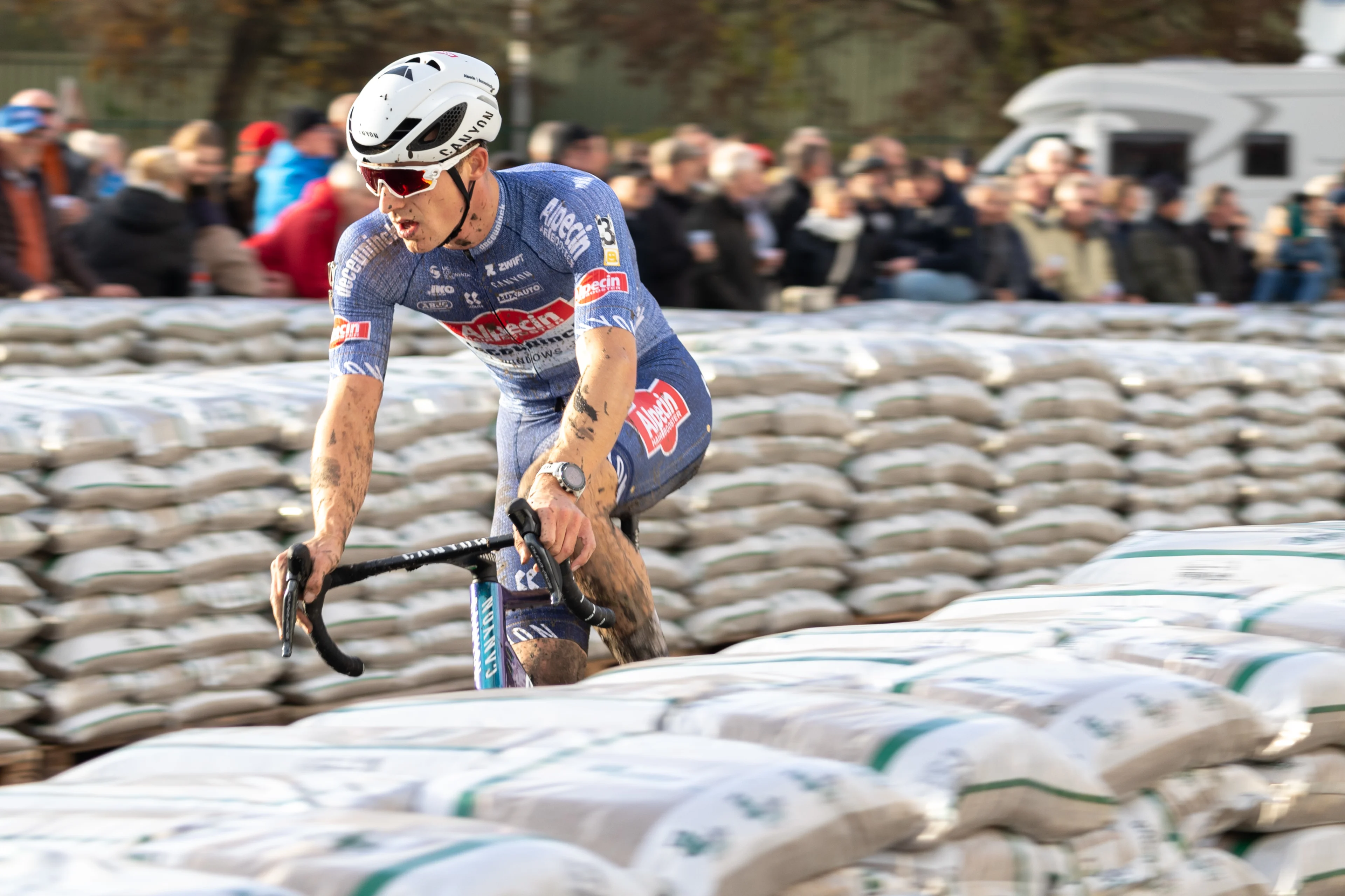 Belgian Niels Vandeputte pictured in action during the men's elite race at the 'Jaarmarktcross' cyclocross cycling event in Niel, race 3/8 of the Superprestige competition, Monday 11 November 2024. BELGA PHOTO WARD VANDAEL