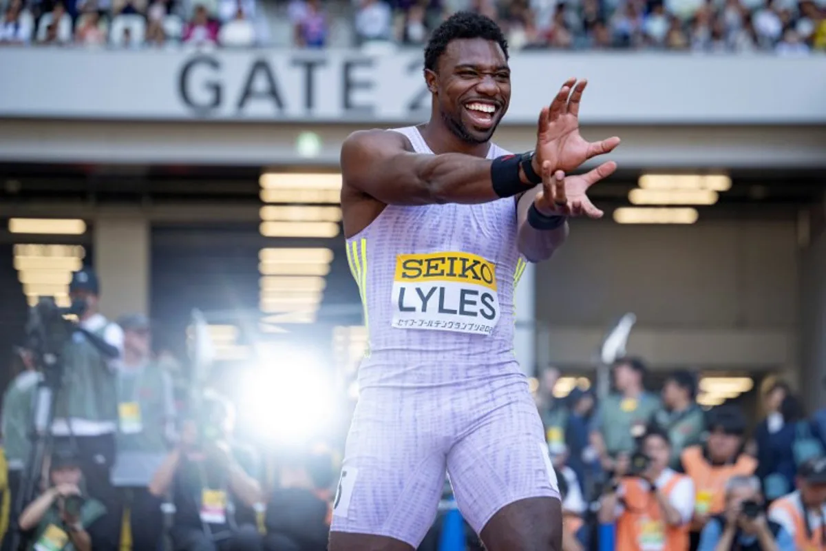US' Noah Lyles celebrates after winning in the men's 100m final during the Golden Grand Prix athletics at the National Stadium in Tokyo on May 17, 2026.  Yuichi YAMAZAKI / AFP