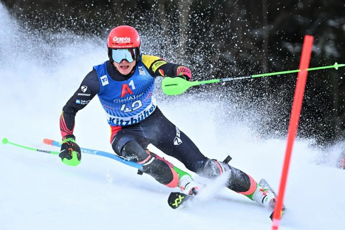 Belgium's Sam Maes competes during the first run of the Hahnenkamm Men's Slalom event of the FIS Alpine Skiing World Cup in Kitzbuehel, Austria on January 21, 2024.  Joe Klamar / AFP