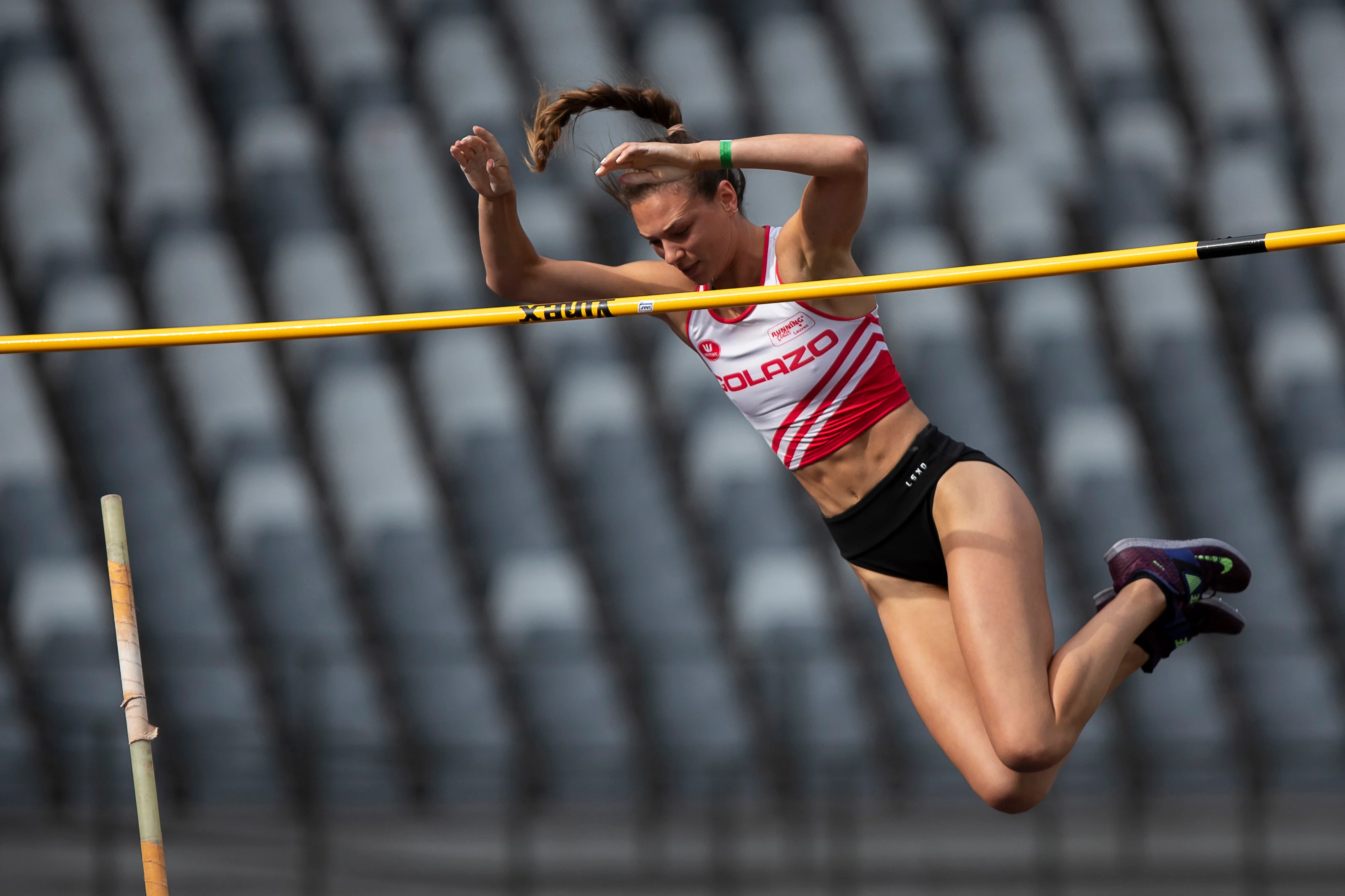 Belgian Elien Vekemans pictured in action during the women's pole vault competition, at the Belgian athletics championships, Saturday 02 August 2025 in Brussels. The Belgian championships take place from 2-3 August, 2025. BELGA PHOTO KRISTOF VAN ACCOM