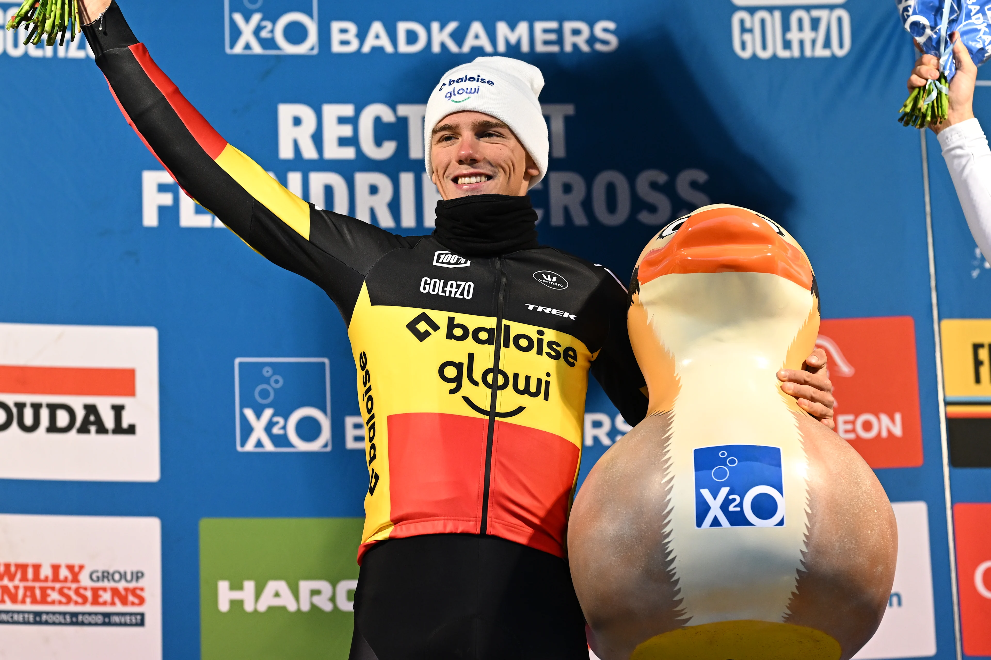 Belgian Thibau Nys celebrates on the podium after winning the men elite race of the 'Flandriencross' cyclocross cycling event, stage 3/8 in the 'X20 Badkamers Trofee' competition, Sunday 16 November 2025 in Hamme. BELGA PHOTO DAVID PINTENS