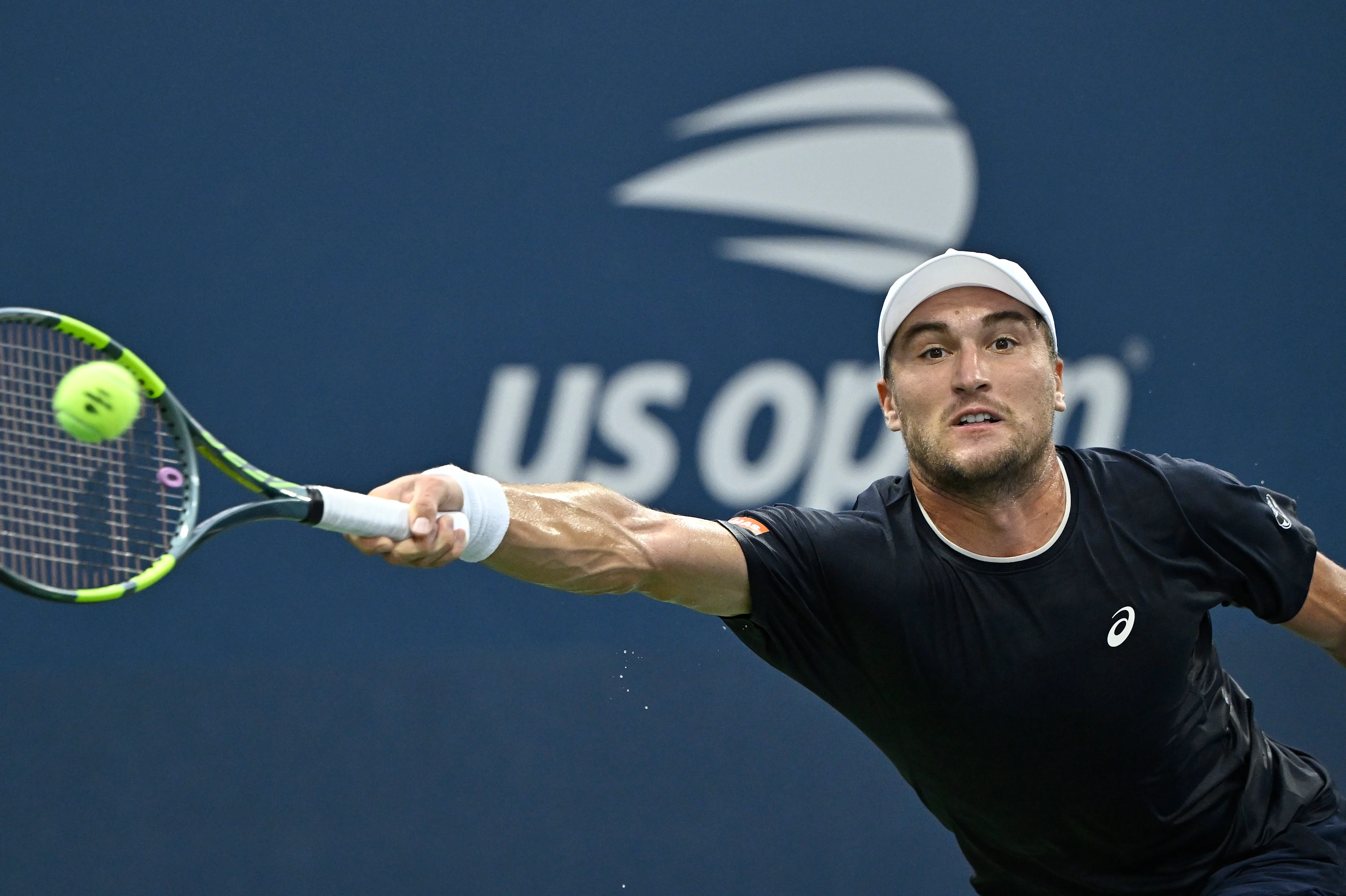 Raphael Collignon of Belgium plays against Sebastian Grozny of the United States during Men's singles Round 1 of the 2026 US Open Tennis Championship, USTA Billie Jean King National Tennis Center in Flushing Meadow-Corona Park, in the Queens borough of New York, NY, August 30, 2026. (Photo by Anthony Behar/Sipa USA) BELGA PHOTO BENELUX ONLY