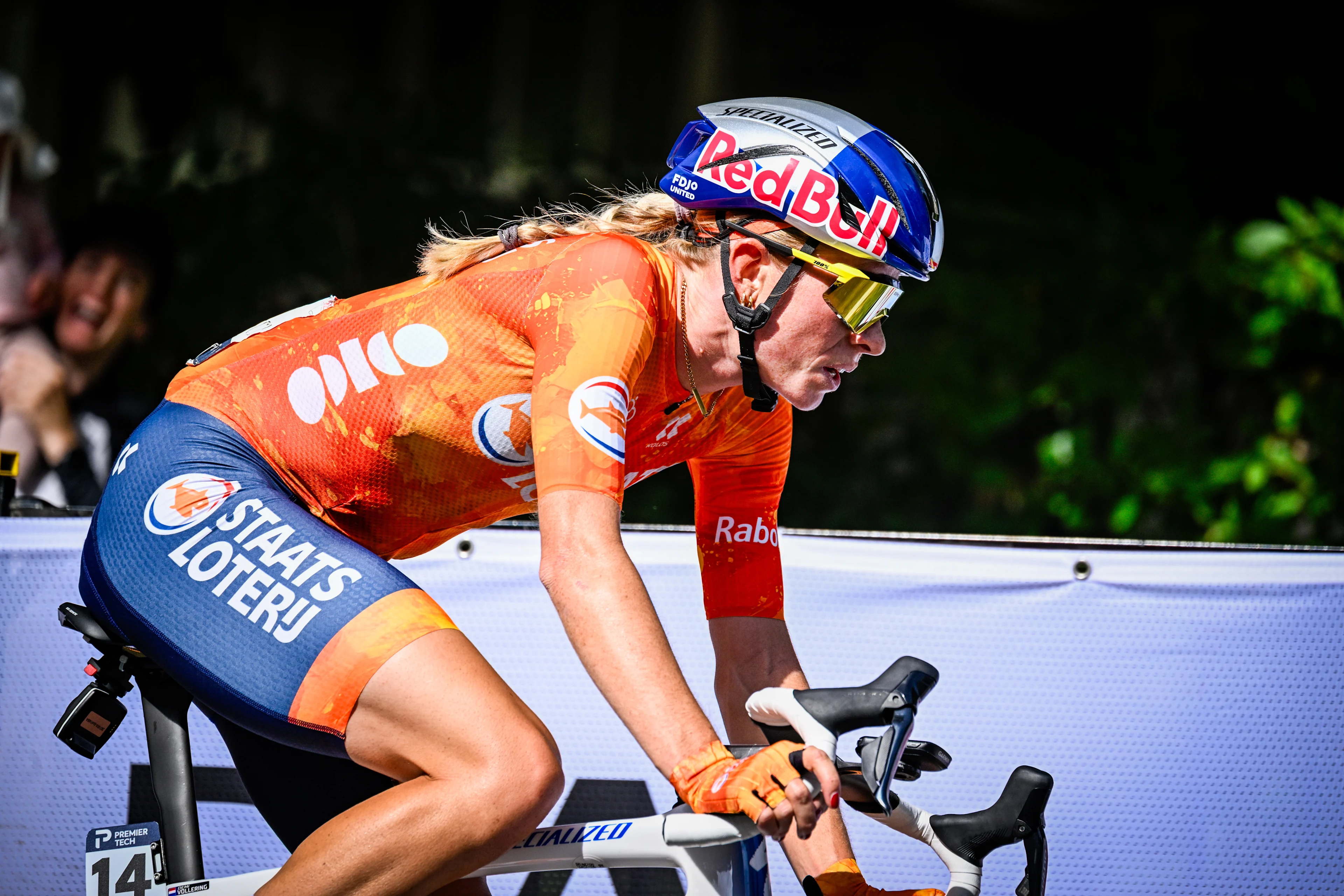 Dutch Demi Vollering is pictured in action during the elite women Road Race race (180,4 km) at the cycling World Championship, in Montreal, Canada, Saturday 26 September 2026. The UCI road world championships are taking place from 20 to 27 September, in Montreal, Canada. BELGA PHOTO JASPER JACOBS