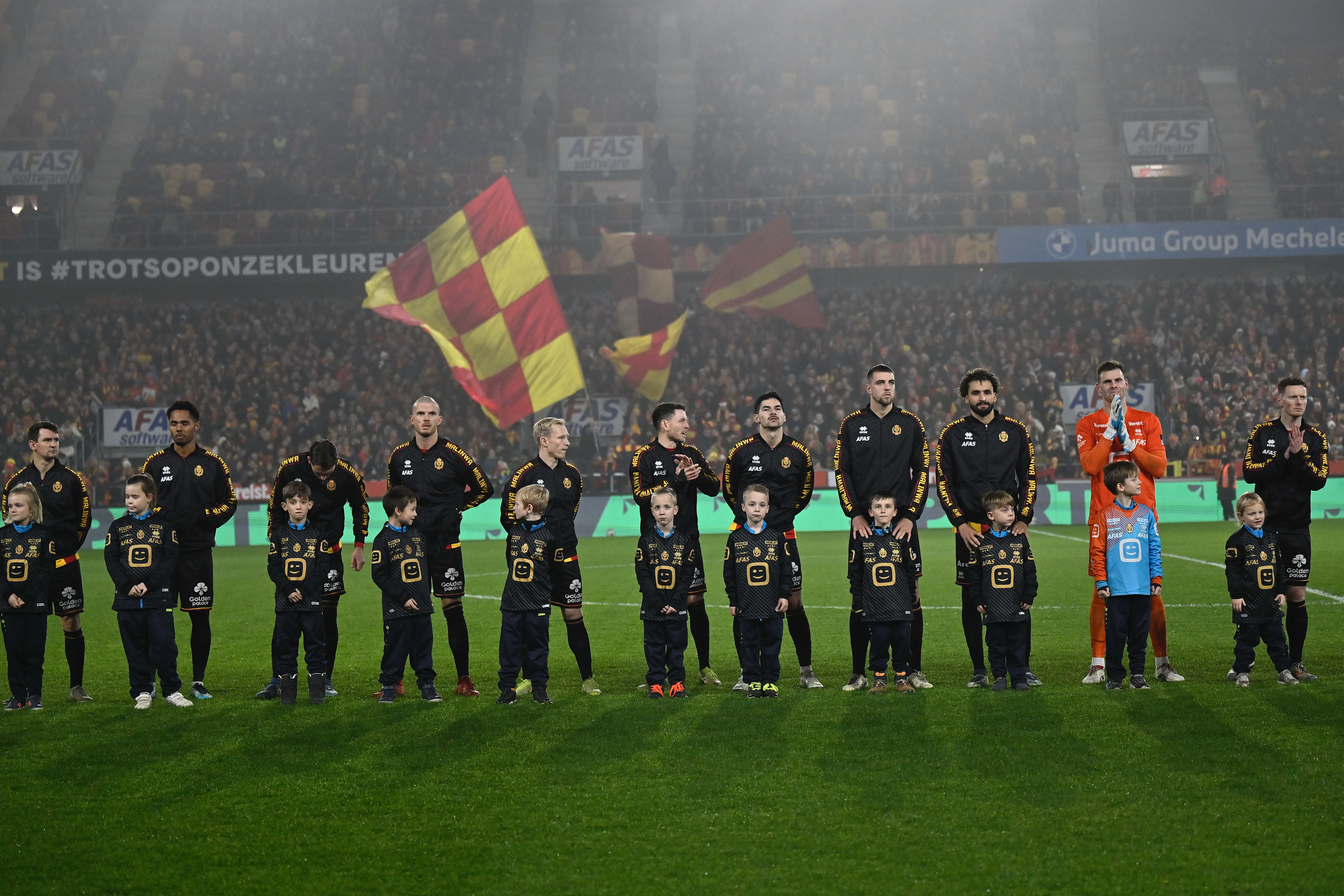 Mechelen's players pictured before a soccer match between KV Mechelen and Standard de Liege, Thursday 26 December 2024 in Mechelen, on day 20 of the 2024-2025 season of the 'Jupiler Pro League' first division of the Belgian championship. BELGA PHOTO JOHAN EYCKENS