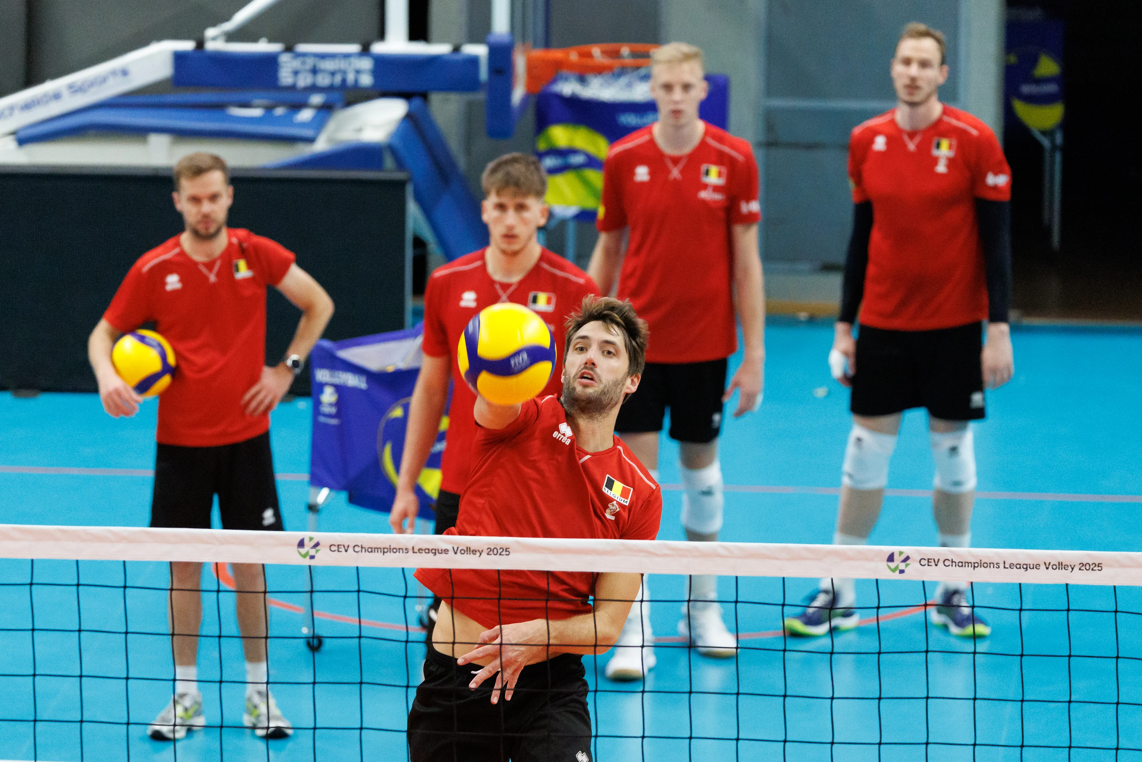 Belgium's Pieter Coolman pictured in action during the media day of the Red Dragons, Belgian national men's volleyball team, ahead of the World Championship, in Roeselare, on Thursday 04 September 2025. The FIVB 2025 Volleyball World Championship take place from 12 to 28 September in the Philippines. BELGA PHOTO KURT DESPLENTER