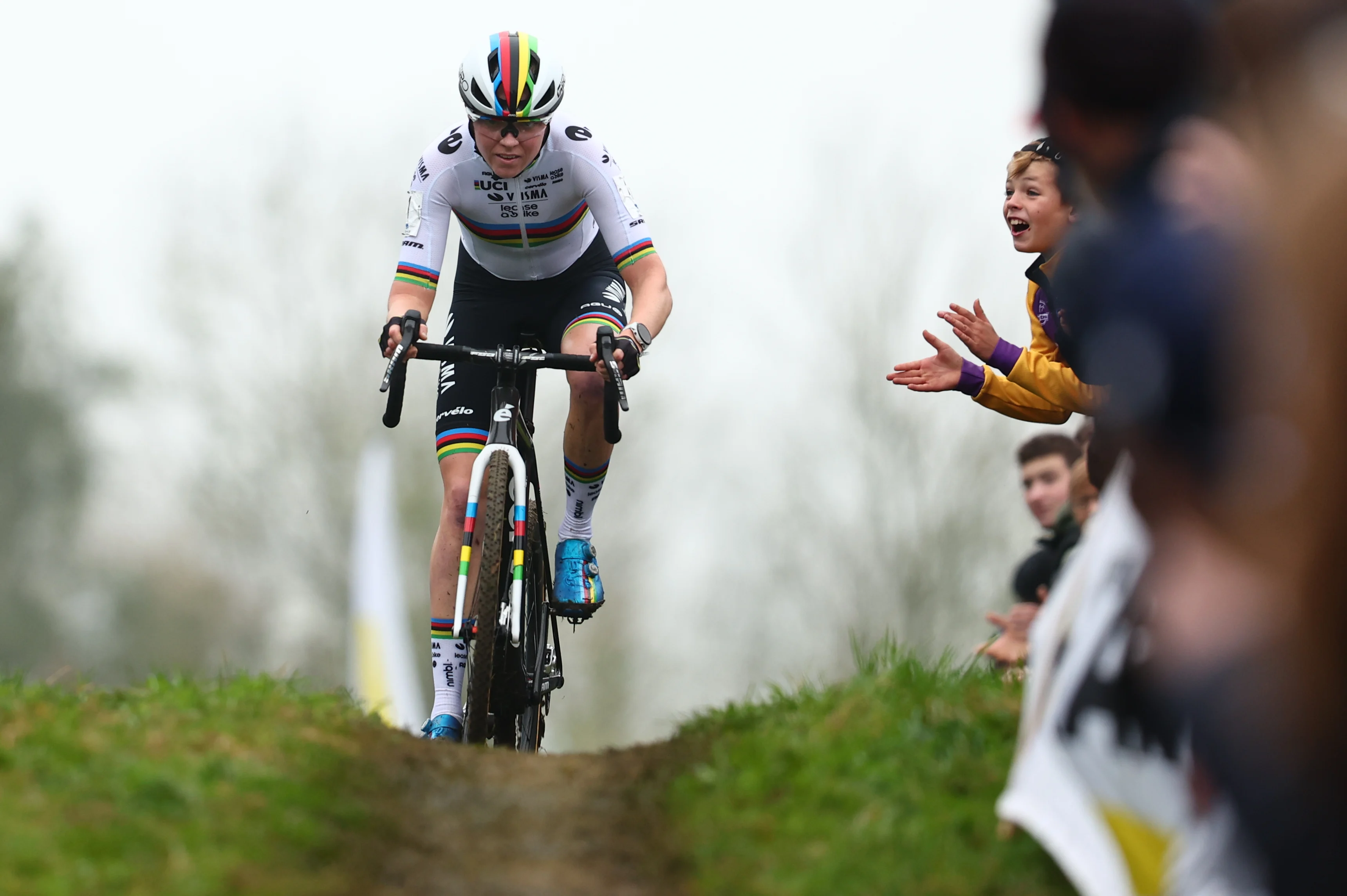 Dutch Fem Van Empel pictured in action during the women elite race of the Koppenbergcross, the first race (out of eight) of the X2O Badkamers trophy cyclocross competition, in Melden, Oudenaarde, on Friday 01 November 2024. BELGA PHOTO DAVID PINTENS