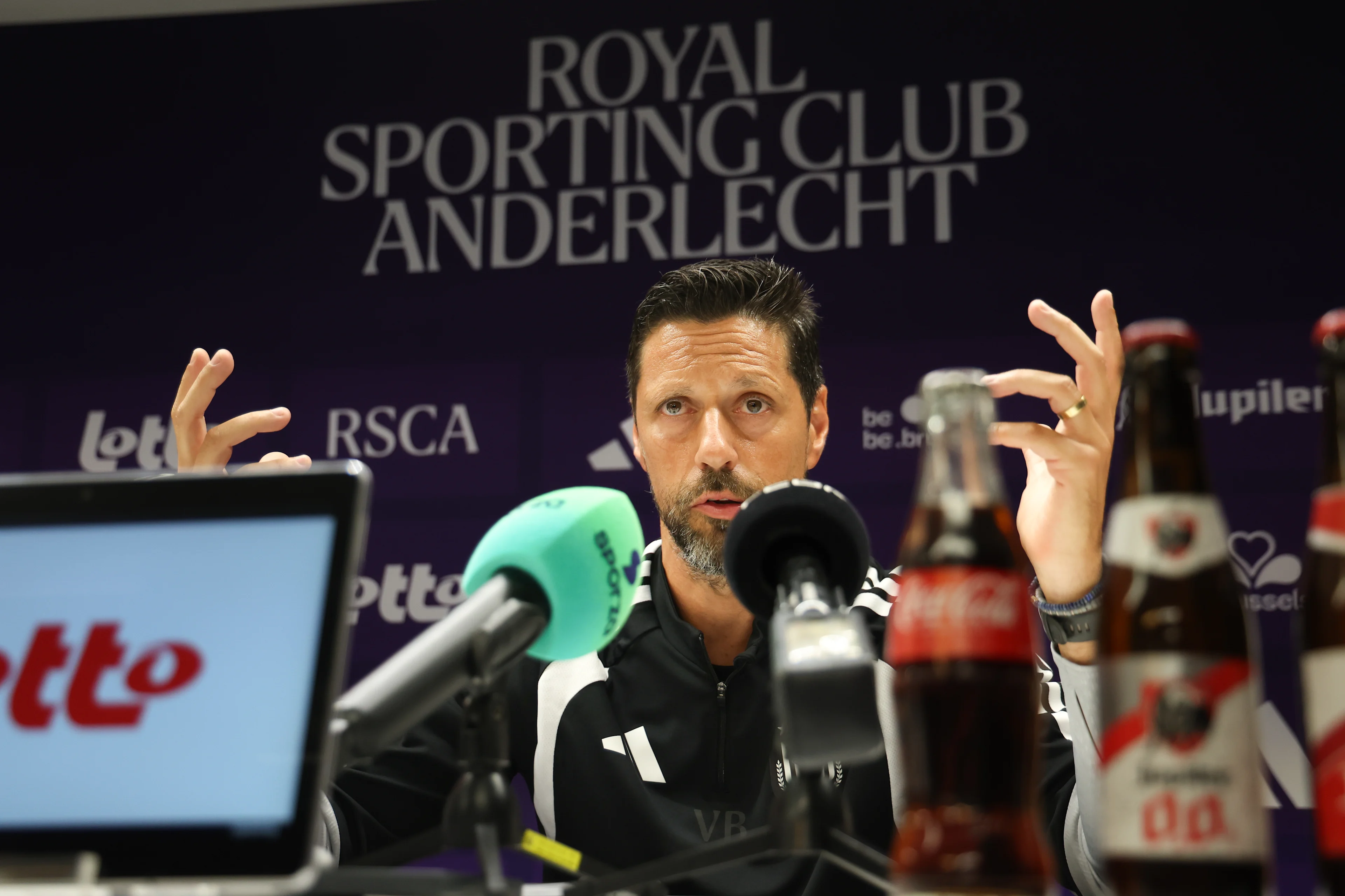 Anderlecht's head coach Vitor Bruno gestures during a press conference of Belgian first division soccer team RSC Anderlecht to present their new coach, on Thursday 25 June 2026 in Anderlecht, in preparation of the upcoming 2026-2027 Belgian first division soccer season. BELGA PHOTO VIRGINIE LEFOUR