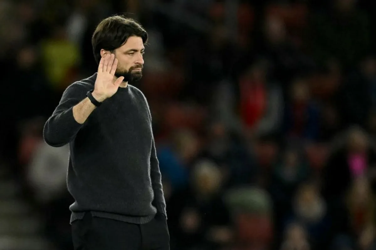 Southampton's Scottish head coach Russell Martin gestures during the English Premier League football match between Southampton and Tottenham Hotspur at St Mary's Stadium in Southampton, southern England on December 15, 2024.  JUSTIN TALLIS / AFP