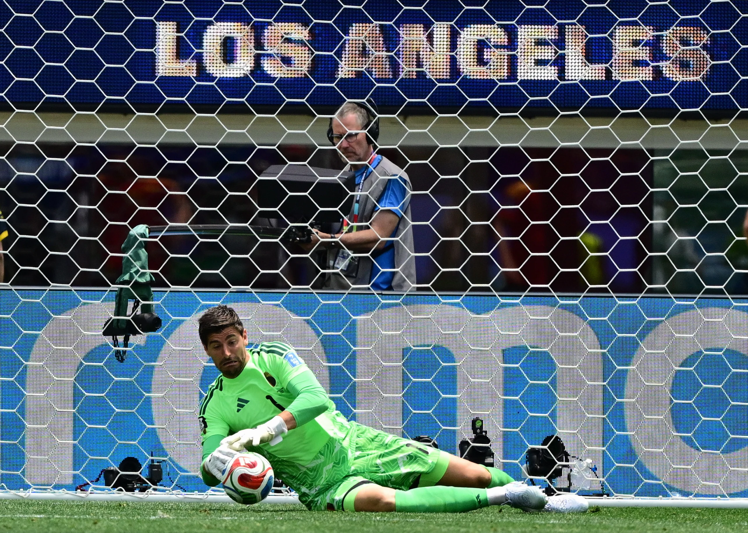 Belgium's goalkeeper Thibaut Courtois pictured in action during a soccer game between Belgian national team Red Devils and Iran, on Sunday 21 June 2026, at the SoFi stadium in Los Angeles, the second game in the group stage of the FIFA World Cup 2026 in the United States of America. The Diables Rouges - Rode Duivels were drawn into Group G. BELGA PHOTO DIRK WAEM