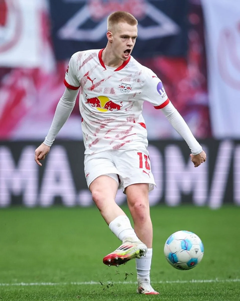 Leipzig's Belgian midfielder #18 Arthur Vermeeren plays the ball during the German first division Bundesliga football match between RB Leipzig and 1 FSV Mainz 05 in Leipzig, eastern Germany on March 1, 2025. Ronny Hartmann / AFP