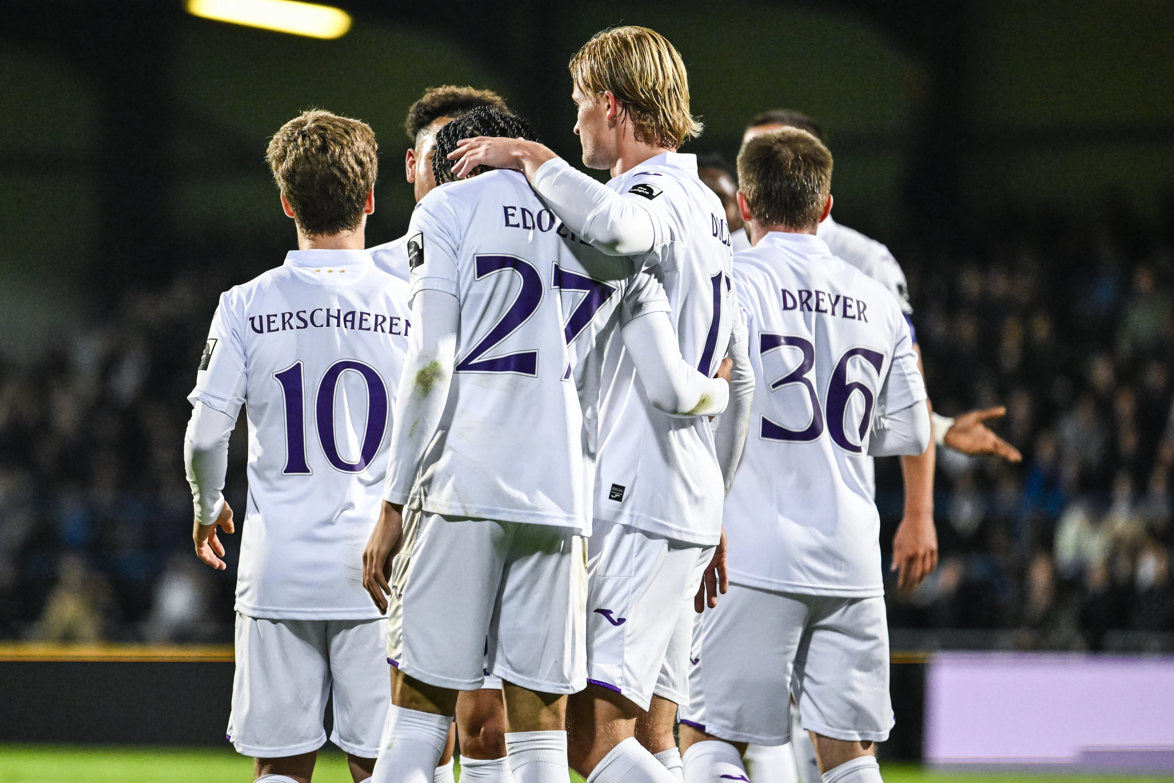 Anderlecht's Samuel Edozie and Anderlecht's Kasper Dolberg Rasmussen celebrate after scoring during a soccer match between FCV Dender EH and RSC Anderlecht in Denderleeuw, on day 9 of the 2024-2025 season of the 'Jupiler Pro League' first division of the Belgian championship, Saturday 28 September 2024. BELGA PHOTO TOM GOYVAERTS