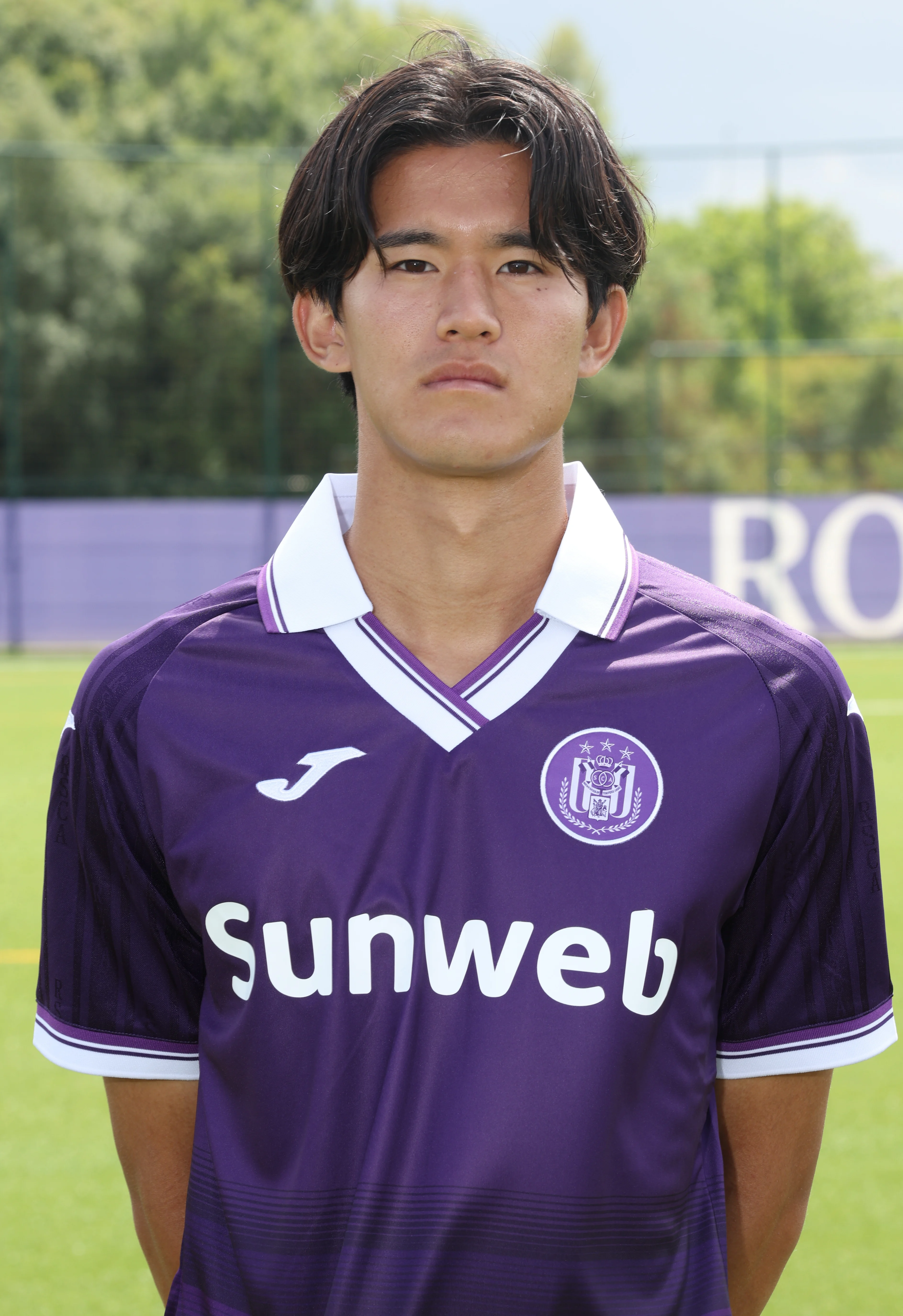 Anderlecht's Keisuke Goto poses for a portrait picture at the 2025-2026 season photoshoot of Belgian Jupiler Pro League team RSC Anderlecht, Tuesday 22 July 2025 in Brussels. BELGA PHOTO VIRGINIE LEFOUR