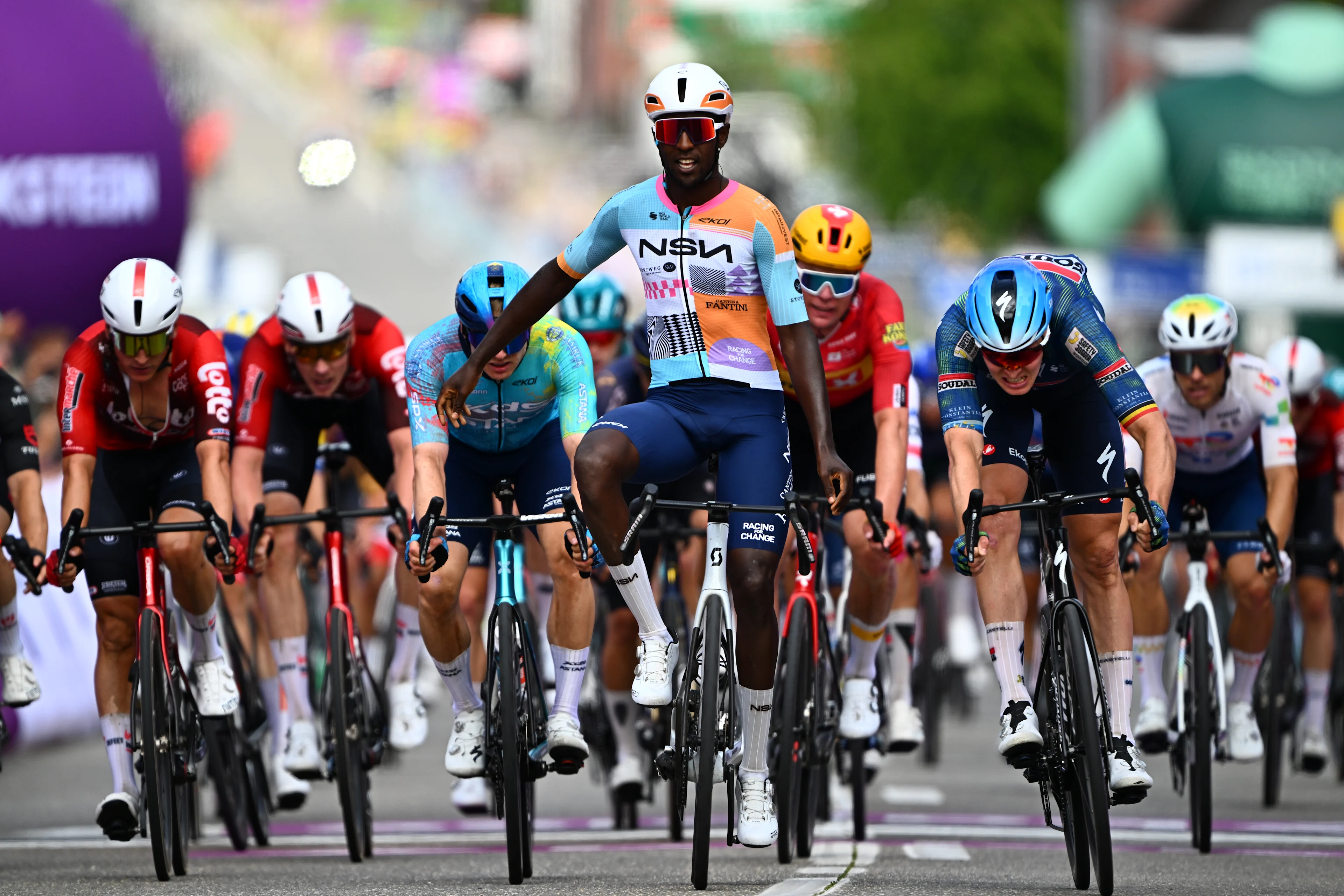 Winner Eritrean Biniam Girmay of NSN Cycling Team and Belgian Tim Merlier during the final sprint of stage 1 of the Baloise Belgium Tour cycling race, 187,9 km with start and finish in Scherpenheuvel-Zichem, Wednesday 17 June 2026. The Baloise Belgium Tour takes place from 17 to 21 June. BELGA PHOTO JASPER JACOBS