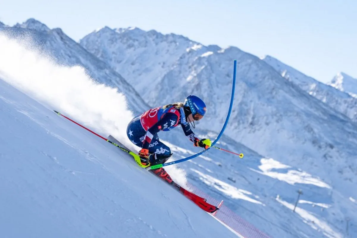 USA's Mikaela Shiffrin competes during the first run of the women's slalom race during the FIS Alpine Skiing World Cup in Hochgurgl, Austria on November 23, 2024.  Johann GRODER / EXPA / APA / AFP