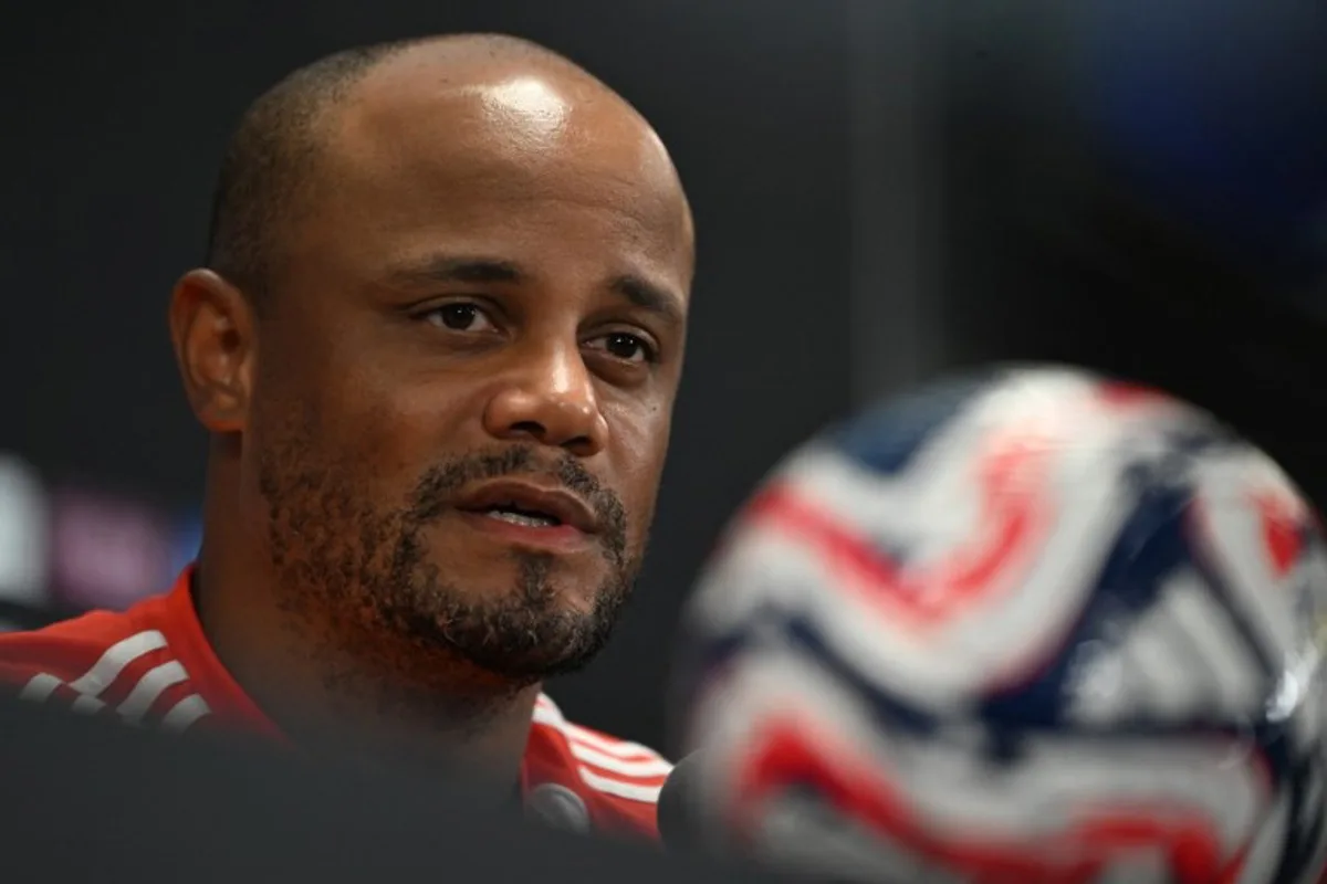 Bayern Munich's Belgian head coach Vincent Kompany speaks during a press conference at Hard Rock Stadium in Miami on June 28, 2025, ahead of the FIFA Club World Cup 2025 last 16 football match between Brazil's Flamengo and Germany's Bayern Munich. PATRICIA DE MELO MOREIRA / AFP