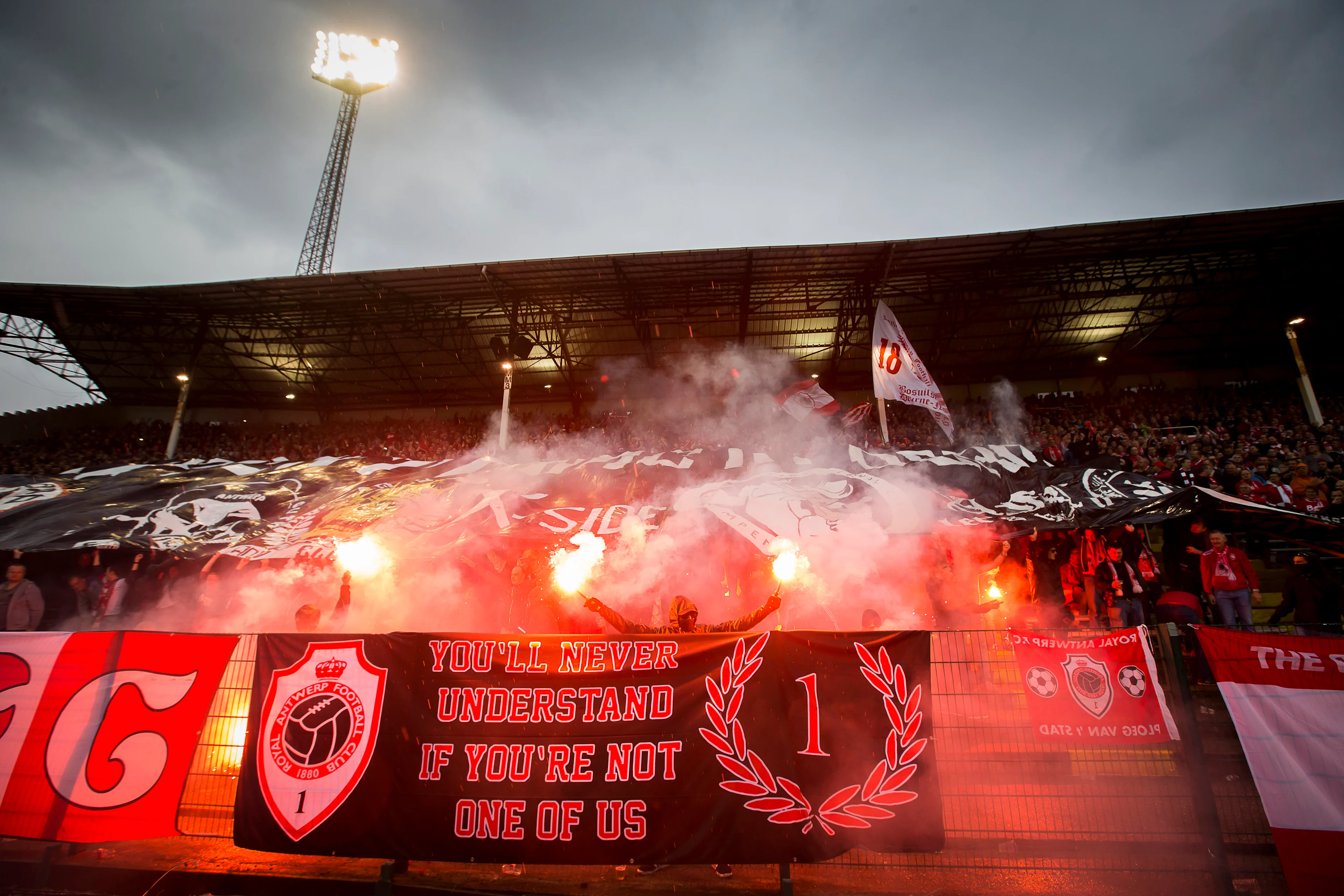 Antwerp fans pictured before the Jupiler Pro League match between Royal Antwerp FC and RSC Anderlecht, in Deurne, Friday 28 July 2017, on the first day of the Jupiler Pro League, the Belgian soccer championship season 2017-2018. BELGA PHOTO KRISTOF VAN ACCOM