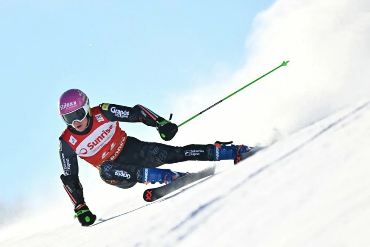 Belgium's Sam Maes competes in the Men's Giant Slalom race as part of the FIS Alpine ski World Cup 2024-2025, in Adelboden on January 12, 2025.  FABRICE COFFRINI / AFP