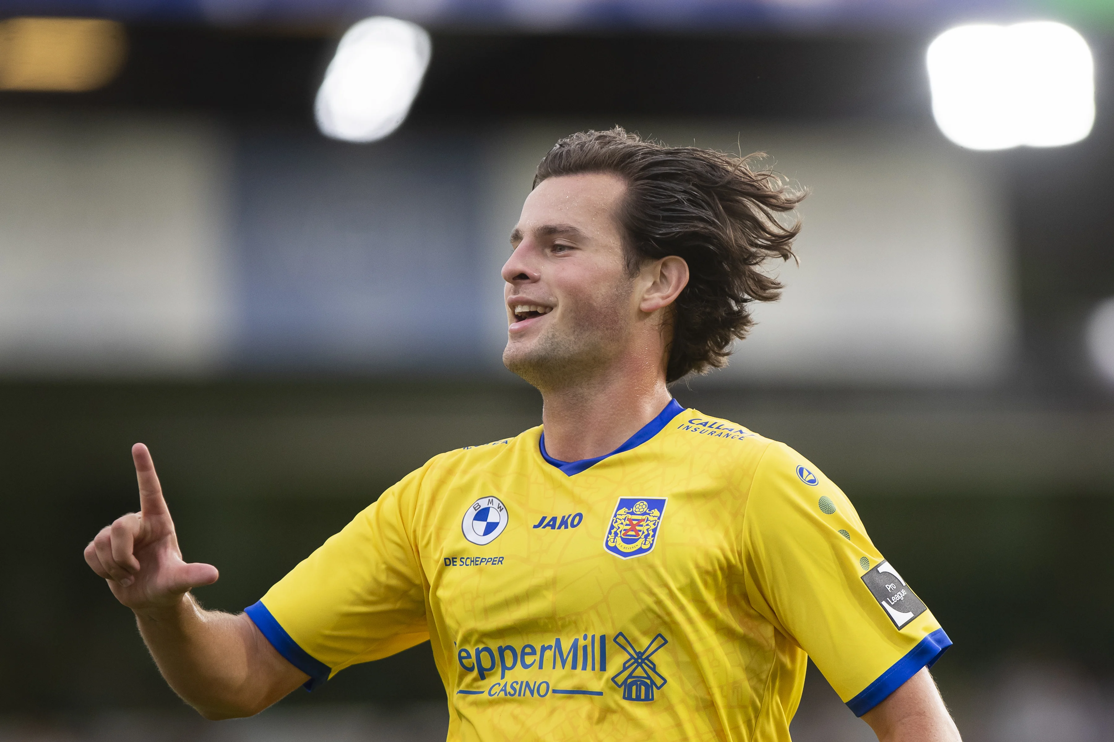 Beveren's Jay-Dee Geusens celebrates after scoring during a soccer match between SK Beveren and Lommel SK, in Beveren-Waas, on the first day of the 2023-2024 'Challenger Pro League' 1B second division of the Belgian championship, Saturday 17 August 2024. BELGA PHOTO KRISTOF VAN ACCOM