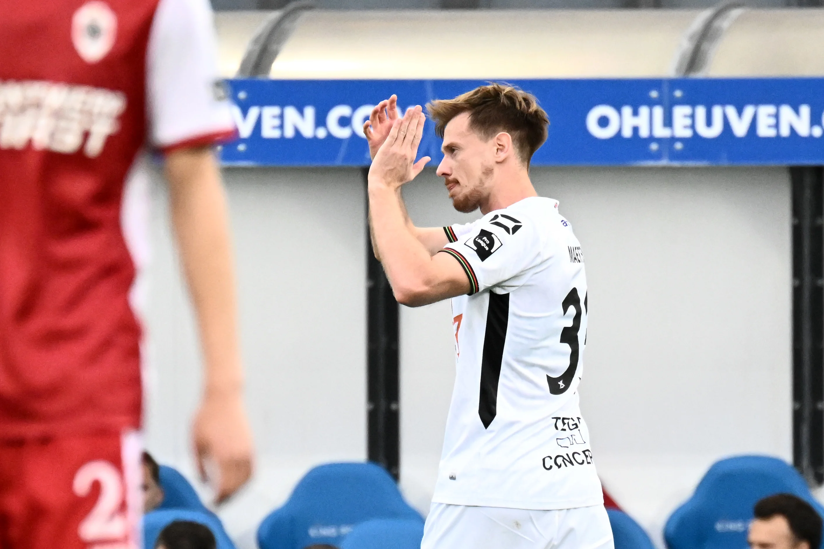 OHL's Mathieu Maertens pictured during a soccer match between Oud-Heverlee Leuven and Royal Antwerp, Sunday 20 October 2024 in Leuven, on day 11 of the 2024-2025 season of the 'Jupiler Pro League' first division of the Belgian championship. BELGA PHOTO MAARTEN STRAETEMANS