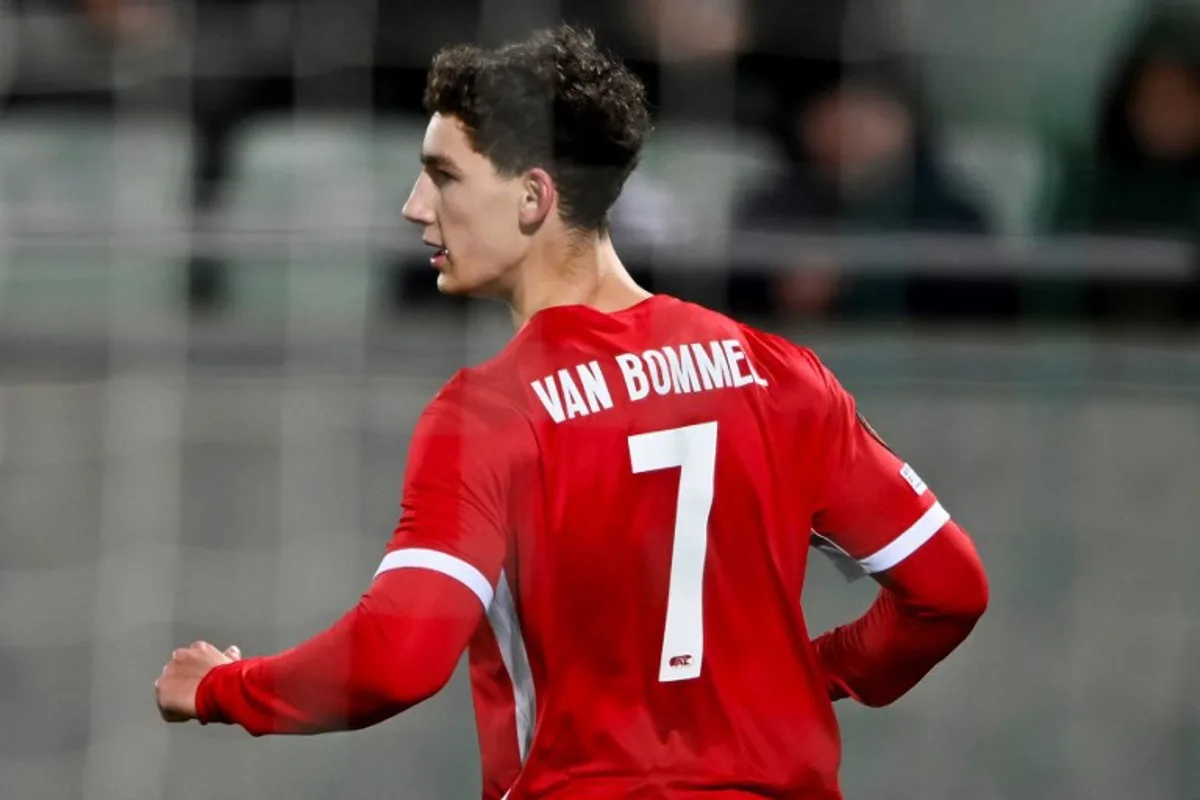 AZ Alkmaar's Dutch forward #07 Ruben van Bommel celebrates after scoring his team's first goal during the UEFA Europa League football match between Ludogorets and AZ Alkmaar at Huvepharma Arena in Razgrad, on December 12, 2024. Nikolay DOYCHINOV / AFP