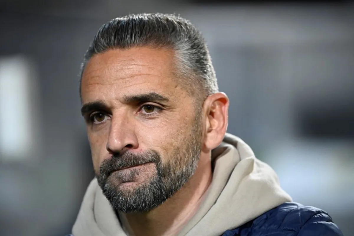 Moreirense's Portuguese coach Rui Borges looks on during the Portuguese League football match between Moreirense FC and Sporting CP at the Comendador Joaquim de Almeida Freitas stadium in Moreira de Conegos, on February 19, 2024.  MIGUEL RIOPA / AFP