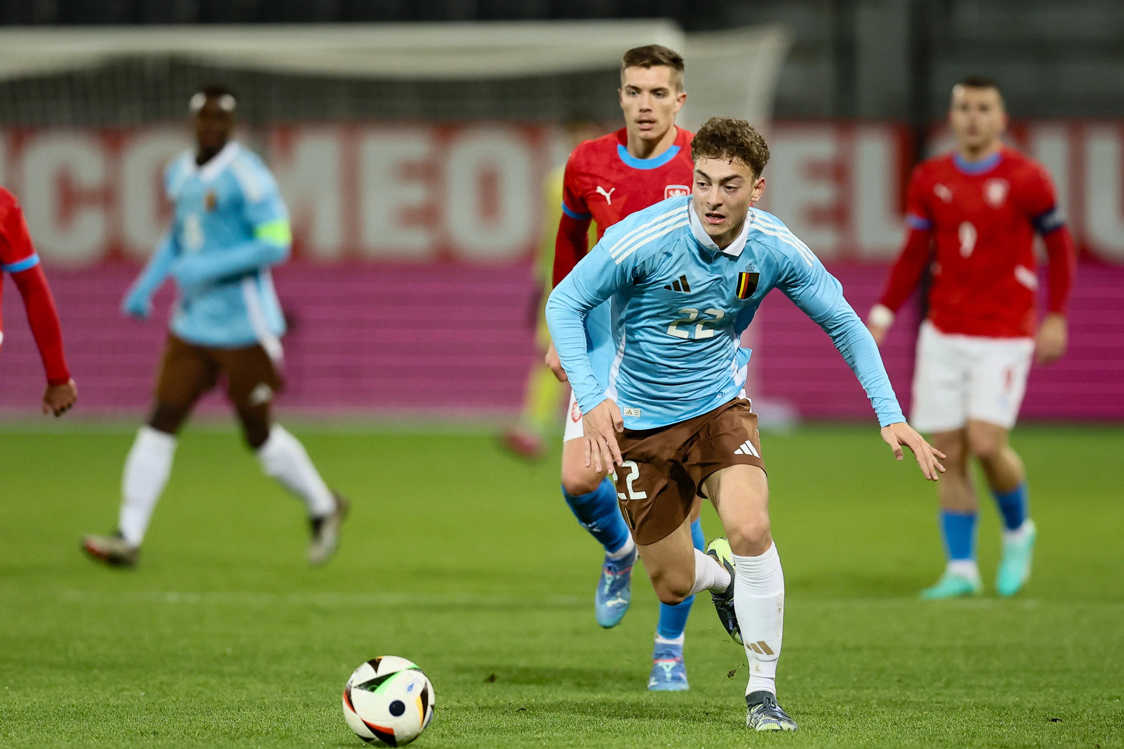 Belgium's Mathias Delorge pictured in action during a soccer game between the U21 youth team of the Belgian national team Red Devils and the U21 of Czechia, in Heverlee, Leuven, on Friday 15 November 2024, the first leg of the play-offs for the 2025 UEFA European Under21 Championship. BELGA PHOTO BRUNO FAHY