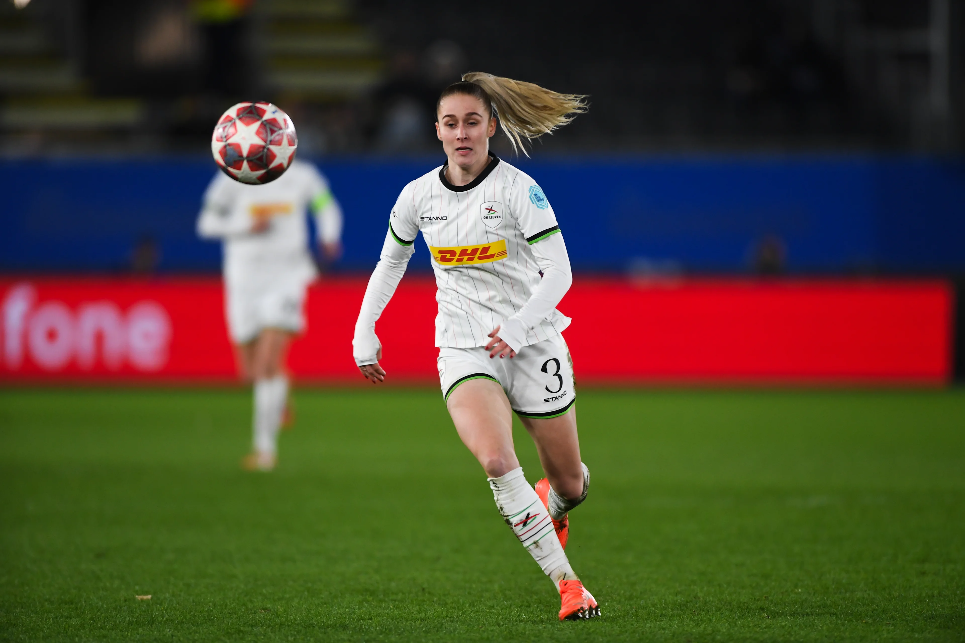 OHL Women's Kim Everaerts pictured in action during a soccer match between Oud-Heverlee Leuven Women and English Arsenal, Wednesday 11 February 2026 in Heverlee, in the Knockout Play-offs (1st leg) phase of the UEFA Women's Champions League competition. BELGA PHOTO JILL DELSAUX