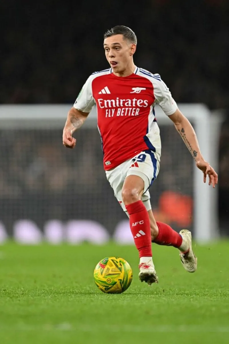 Arsenal's Belgian midfielder #19 Leandro Trossard controls the ball during the English League Cup quarter-final football match between Arsenal and Crystal Palace at the Emirates Stadium, in London, on December 18, 2024.  Glyn KIRK / AFP