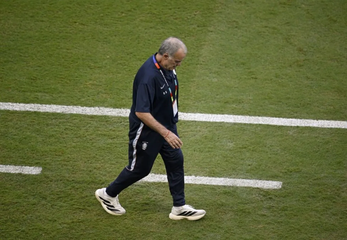 Uruguay's Argentine head coach Marcelo Bielsa gestures during the 2026 World Cup Group H football match between Uruguay and Spain at the Guadalajara Stadium in Zapopan on June 26, 2026.   Alfredo ESTRELLA / AFP