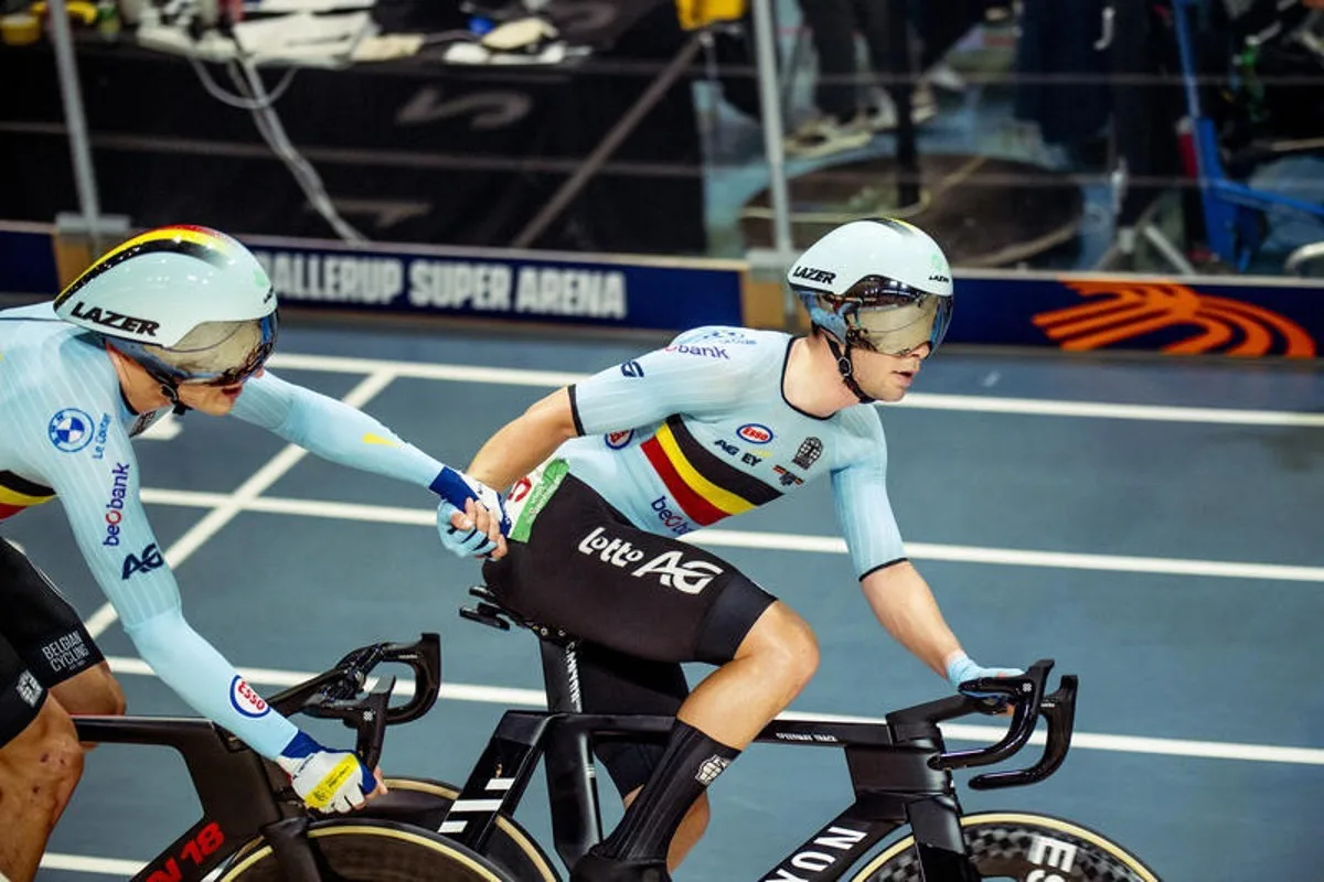 241020 Lindsay de Vylder of Belgium and Fabio van den Bossche of Belgium competes in Men's Madison during day 5 of the 2024 UCI Tissot Track Cycling World Championships on October 20, 2024 in Ballerup.  Photo: Christian Örnberg / BILDBYRÅN / COP 166 / CO0482 cykling cycling sykling cykel vm cykel2024 uci tissot track cycling world championships wc 2024 uci tissot track cycling world championships 5 bbeng grappa33 (Photo by CHRISTIAN ÖRNBERG/Bildbyran/Sipa USA) BELGIUM ONLY