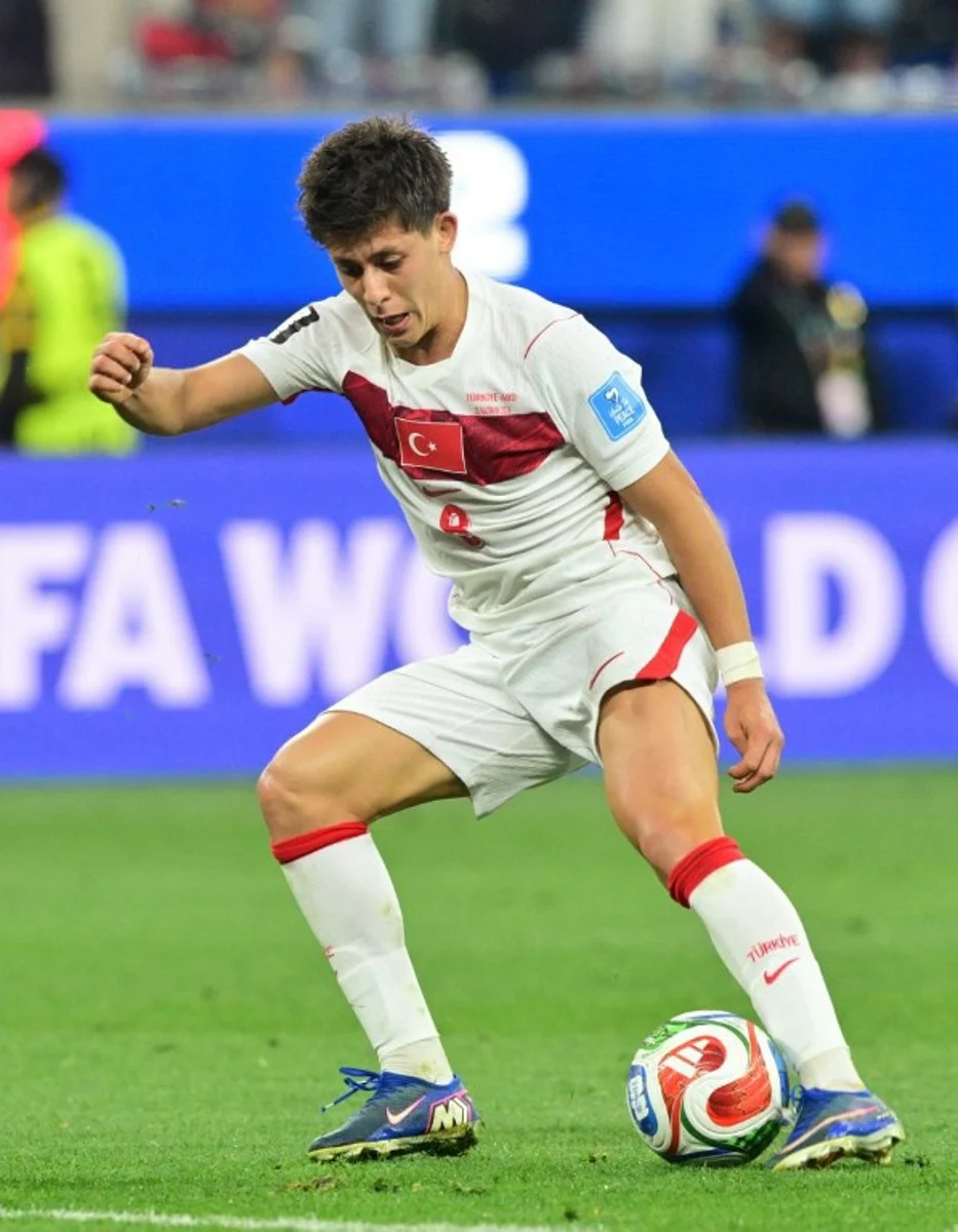 Turkey's midfielder #08 Arda Guler controls the ball during the 2026 World Cup Group D football match between Turkey and USA at the Los Angeles Stadium in Inglewood on June 25, 2026.   Frederic J. Brown / AFP