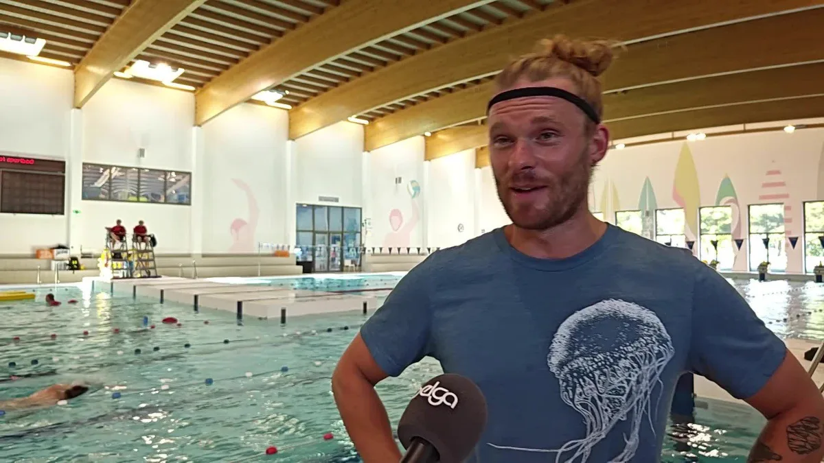 Video showing Video shows an interview of Belgian extreme porter Matthieu Bonne during his final training session at the LAGO Olympic swimming pool in Bruges, where he is a lifeguard himself. The West Flanders sportsman is ready for his world record attempt at non-stop swimming in the sea in Greece. BELGA VIDEO MAAIKE TIJSSENS
