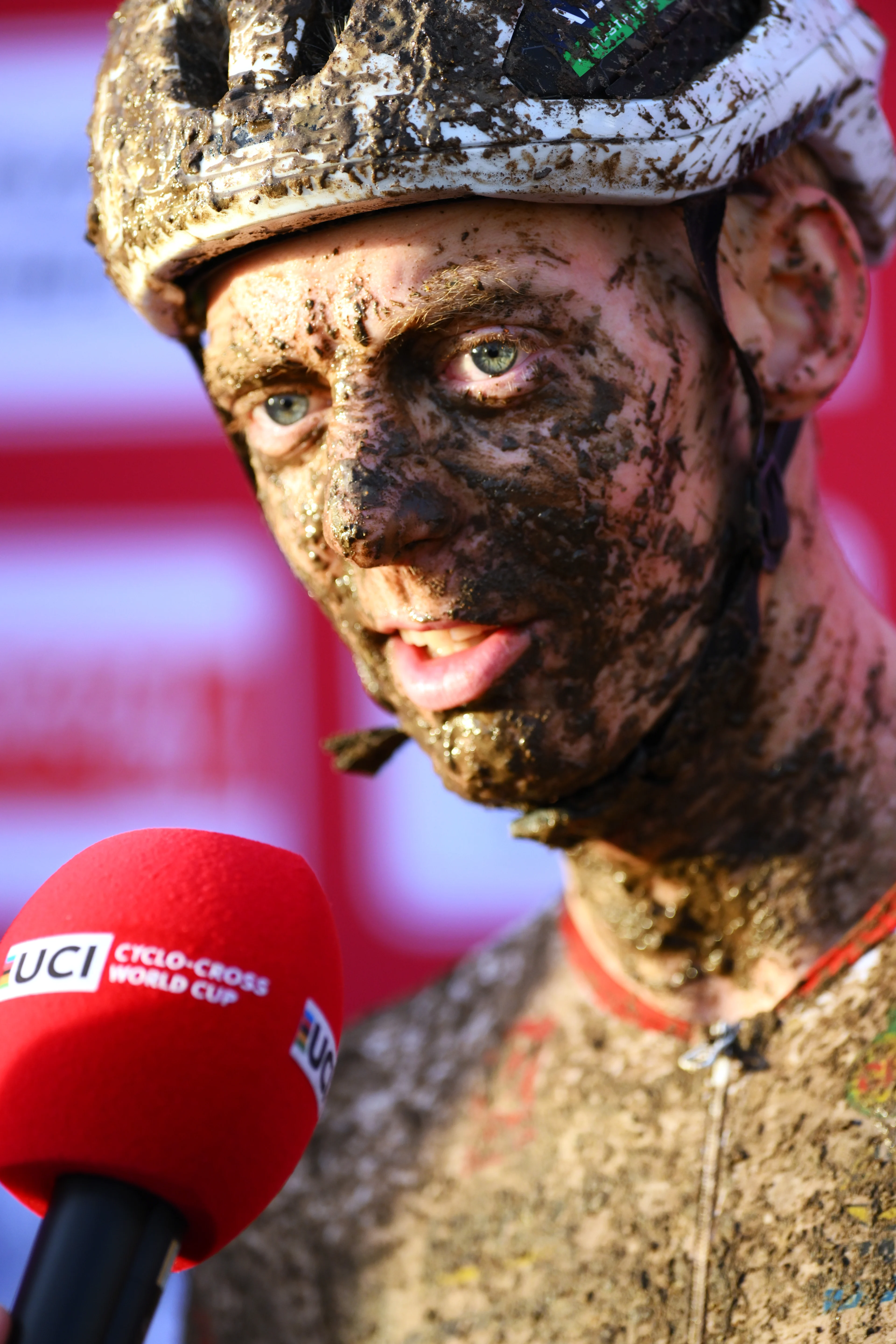 Belgian Michael Vanthourenhout talks to the press after winning the men's elite race of the Cyclocross World Cup, in Terralba, Sardinia, Italy, Sunday 07 December 2025, stage 3 (out of 12) in the World Cup of the 2026-2027 season. BELGA PHOTO DAVID PINTENS