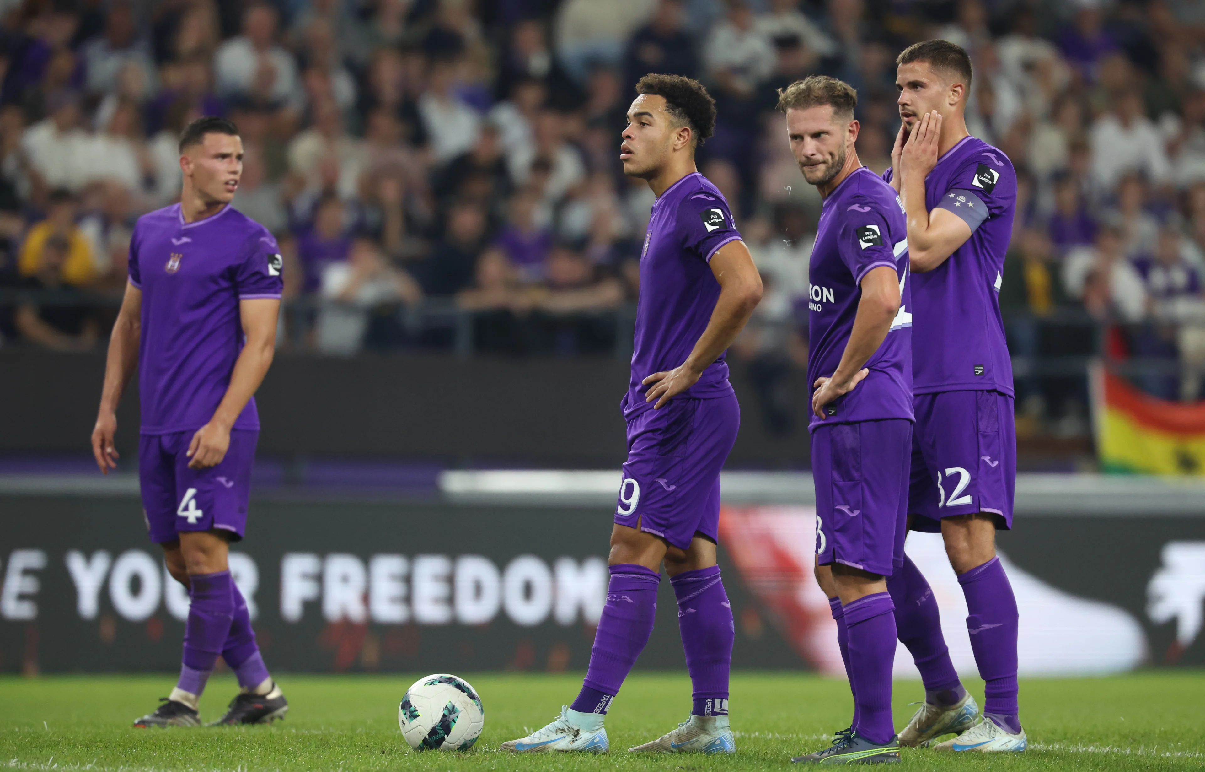 Anderlecht's Mario Stroeykens pictured during a soccer match between RSC Anderlecht and Sporting Charleroi, Saturday 21 September 2024 in Brussels, a postponed game of day 8 of the 2024-2025 season of the 'Jupiler Pro League' first division of the Belgian championship. BELGA PHOTO VIRGINIE LEFOUR