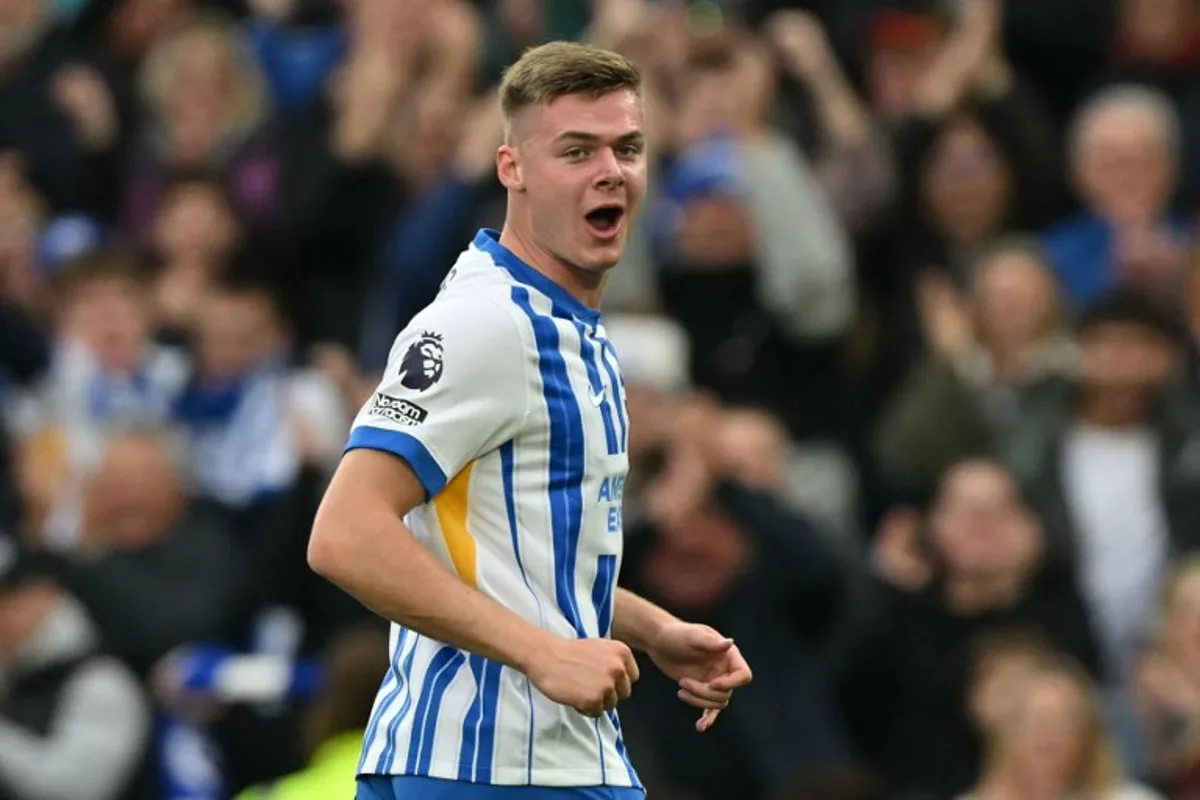 Brighton's Irish striker #28 Evan Ferguson celebrates after scoring their second goal during the English Premier League football match between Brighton and Hove Albion and Wolverhampton Wanderers at the American Express Community Stadium in Brighton, southern England, on October 26, 2024. Glyn KIRK / AFP