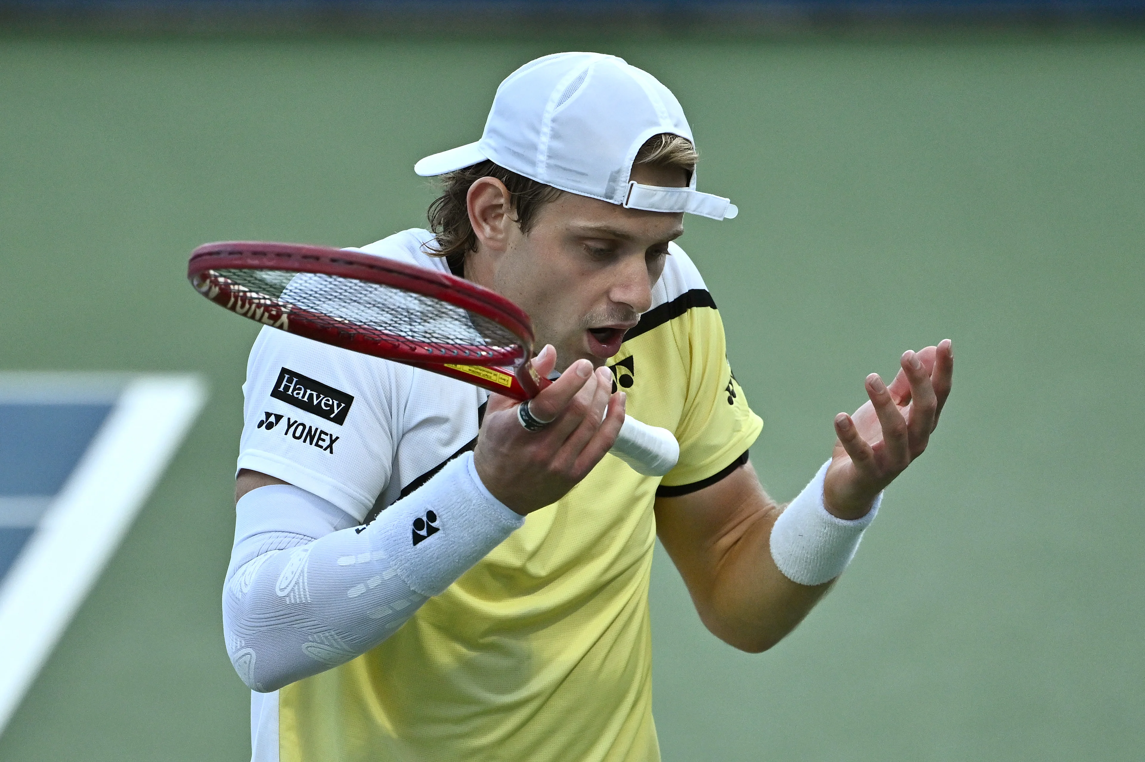 Zizou Bergs of Belgium reacts as he plays against Botic Van De Zandschulp of the Netherlands during the Men's singles Round 3 of the 2026 US Open Tennis Championship, USTA Billie Jean King National Tennis Center in Flushing Meadow-Corona Park, in the Queens borough of New York, NY, September 5, 2026. (Photo by Anthony Behar/Sipa USA) BELGA PHOTO BENELUX ONLY