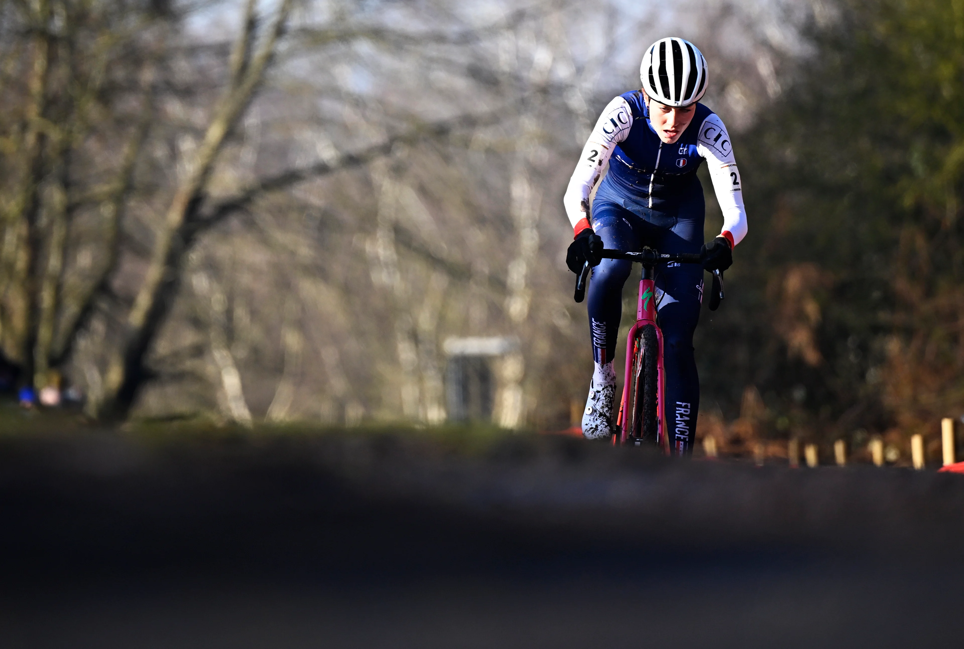 French Lise Revol pictured in action during the women junior race, at the UCI Cyclocross World Championships, in Lievin, France, Saturday 01 February 2025. The world championships are taking place from 31 January until 02 February. BELGA PHOTO JASPER JACOBS