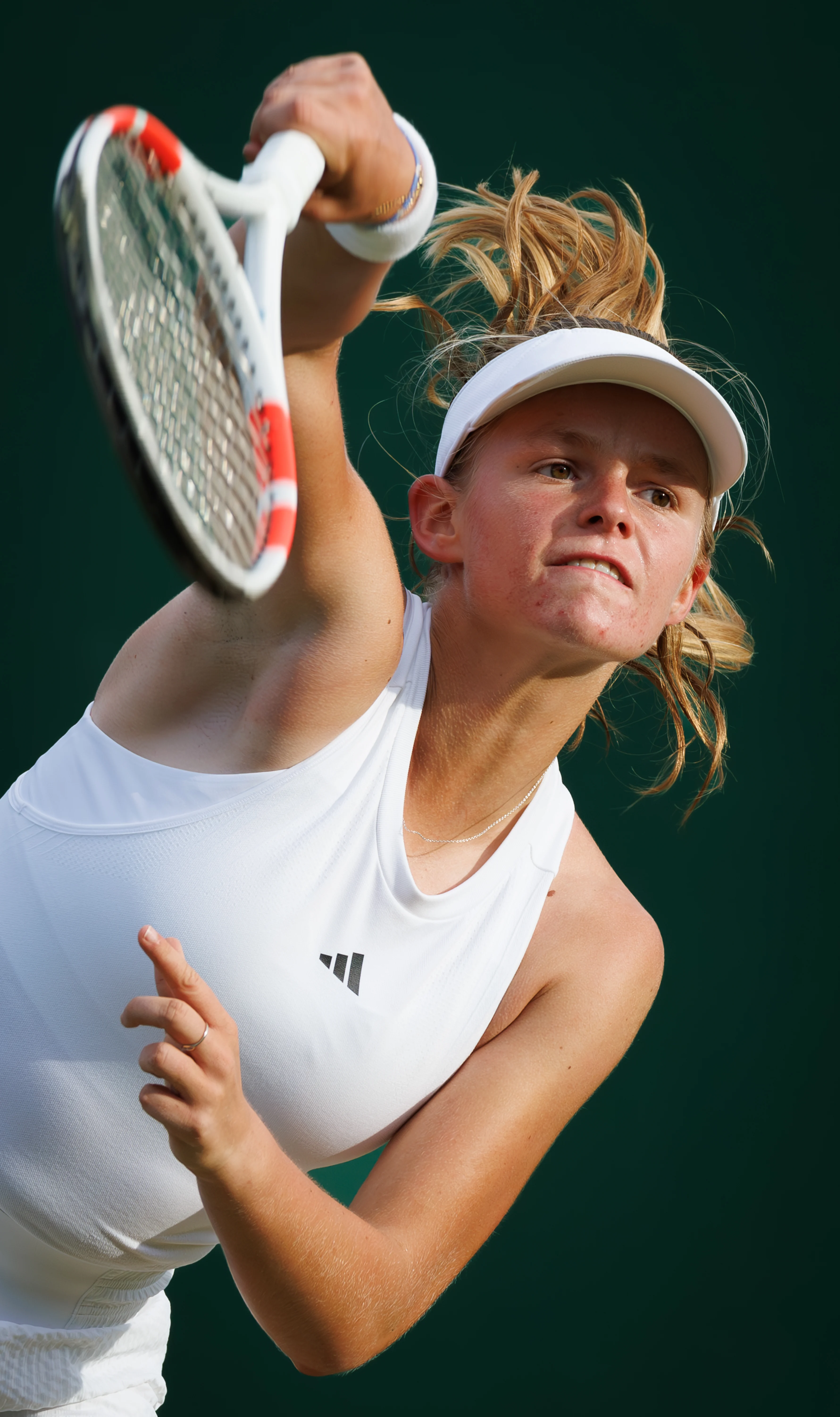 Belgian Jeline Vandromme pictured in action during a tennis match between Belgian Vandromme and Korean Jang, in round 1 of the girls singles of the 2024 Wimbledon grand slam tournament at the All England Tennis Club, in south-west London, Britain, Sunday 07 July 2024. BELGA PHOTO BENOIT DOPPAGNE