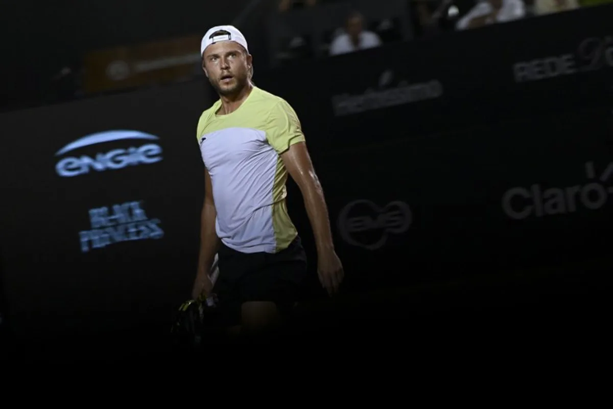 France's Alexandre Muller reacts as he got a point against Argentina's Francisco Comesana during their semifinal tennis match of the ATP 500 Rio Open in Rio de Janeiro, Brazil on February 22, 2025.  Mauro PIMENTEL / AFP