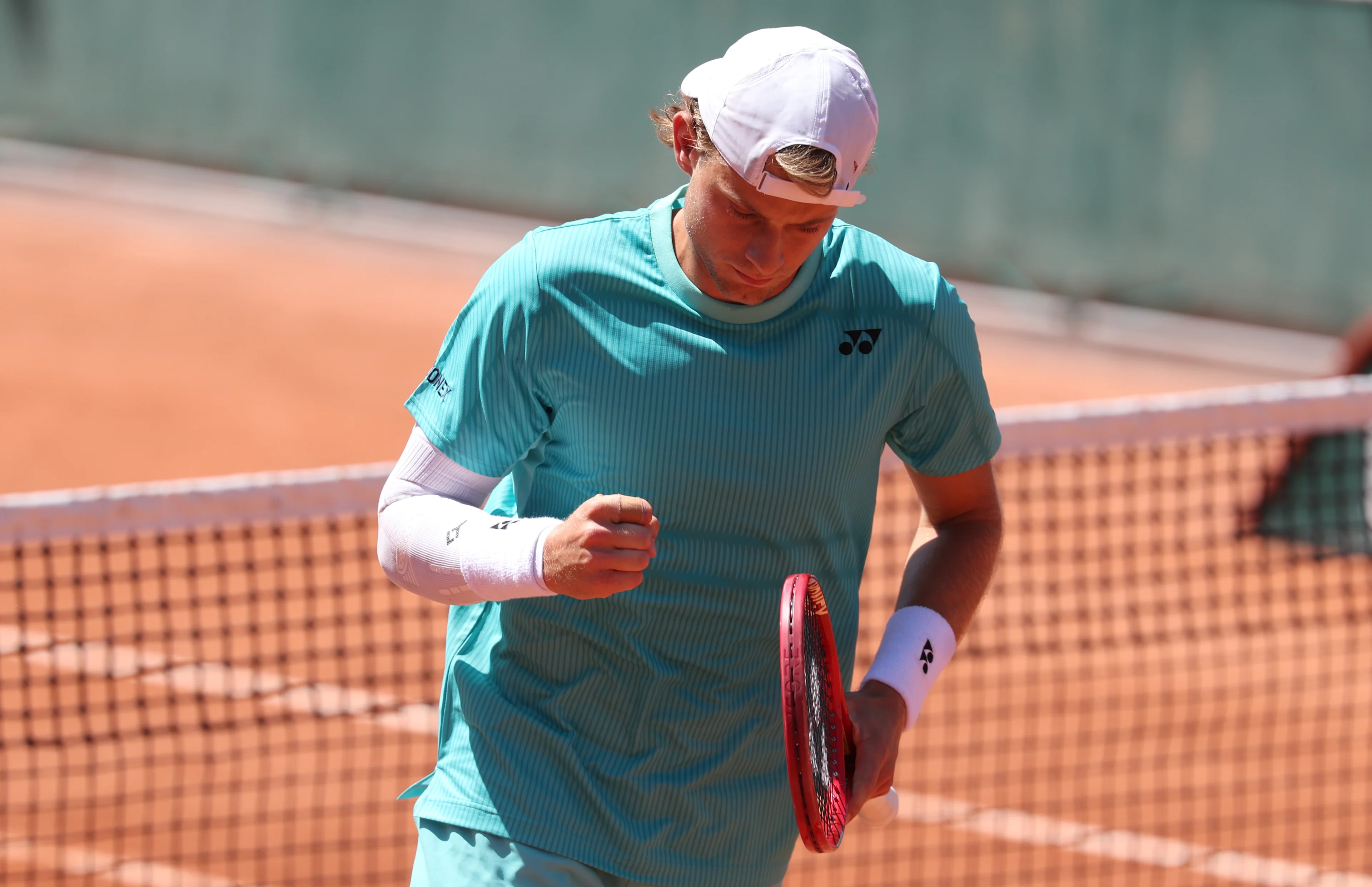 Belgian Zizou Bergs celebrates during a first round match in the men's doubles between Belgian pair Bergs-Collignon and Belgian-Dutch pair Gille-Verbeek at the Roland Garros French Open tennis tournament, in Paris, France, Tuesday 26 May 2026. This year's tournament takes place from 18 May to 07 June. BELGA PHOTO VIRGINIE LEFOUR