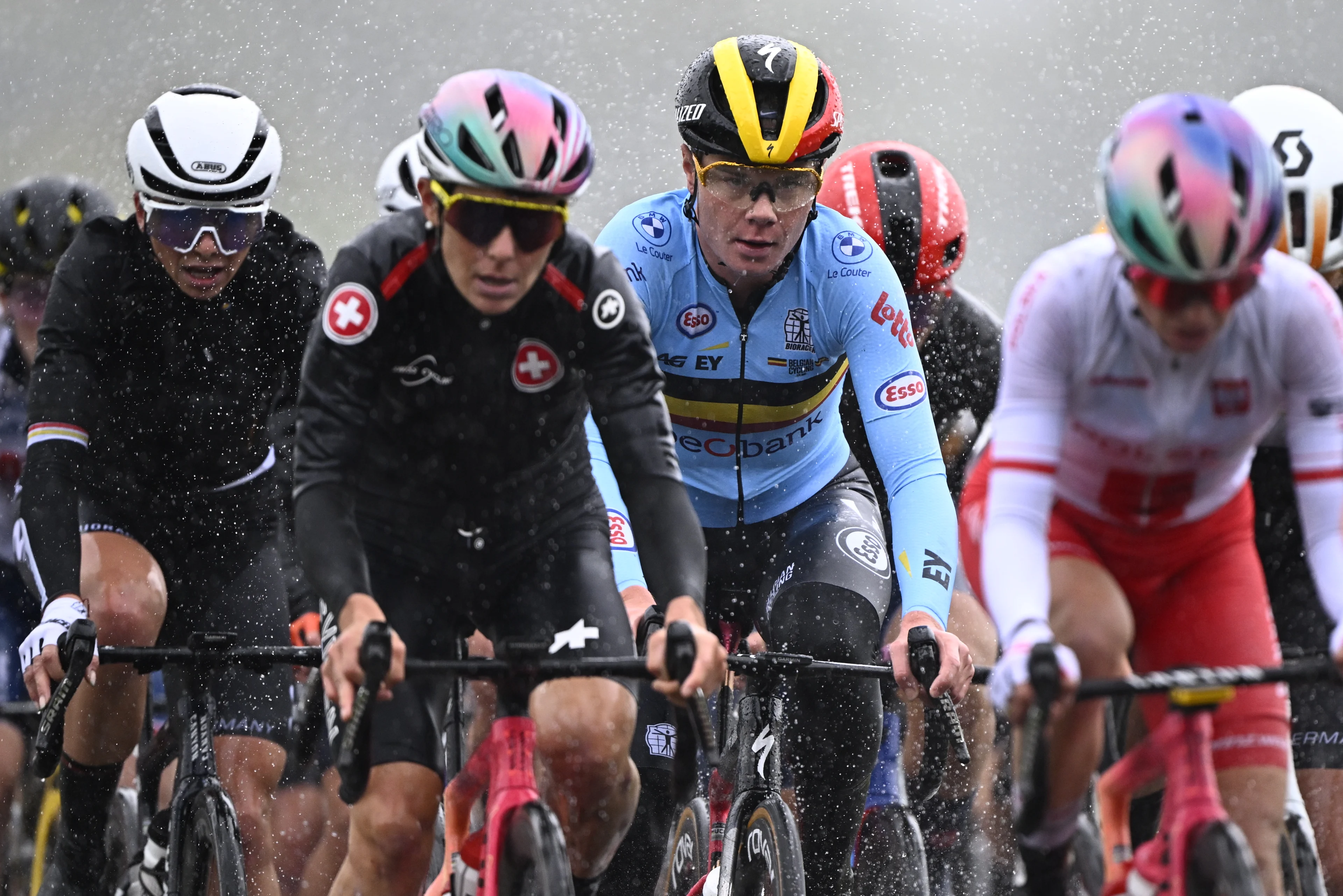 Belgian Lotte Kopecky (CR) pictured in action during the elite women road race at the 2024 UCI Road and Para-Cycling Road World Championships, Saturday 28 September 2024, in Zurich, Switzerland. The Worlds are taking place from 21 to 29 September. BELGA PHOTO JASPER JACOBS