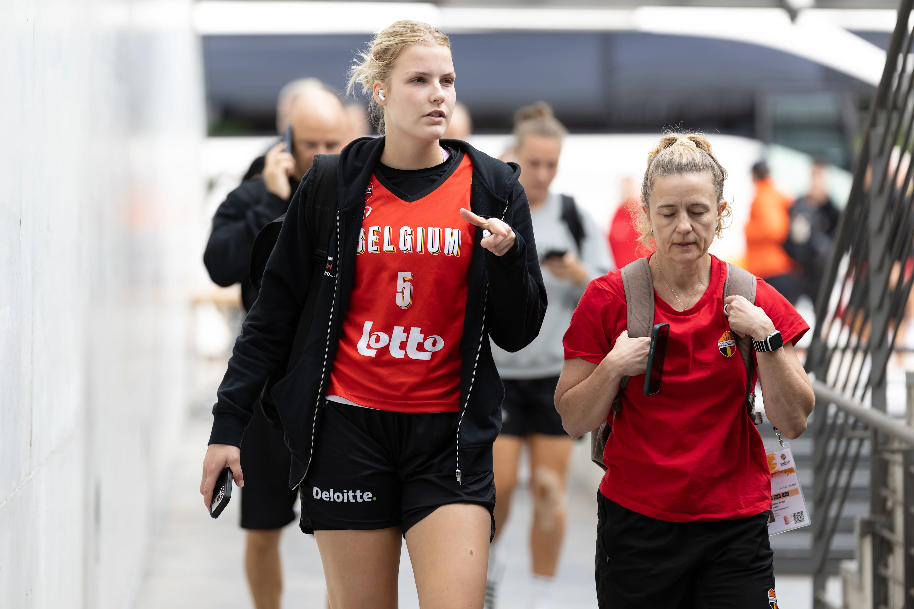 Belgium's Nastja Claessens arrives for a training session of Belgian national basketball team Belgian Cats, in Berlin, Germany on Wednesday 9 September 2026. The FIBA Women's Basketball World Cup take place in Germany from 4 to 23 September 2026. Belgium will play Germany in the quarterfinals tomorrow. BELGA PHOTO VIRGINIE LEFOUR