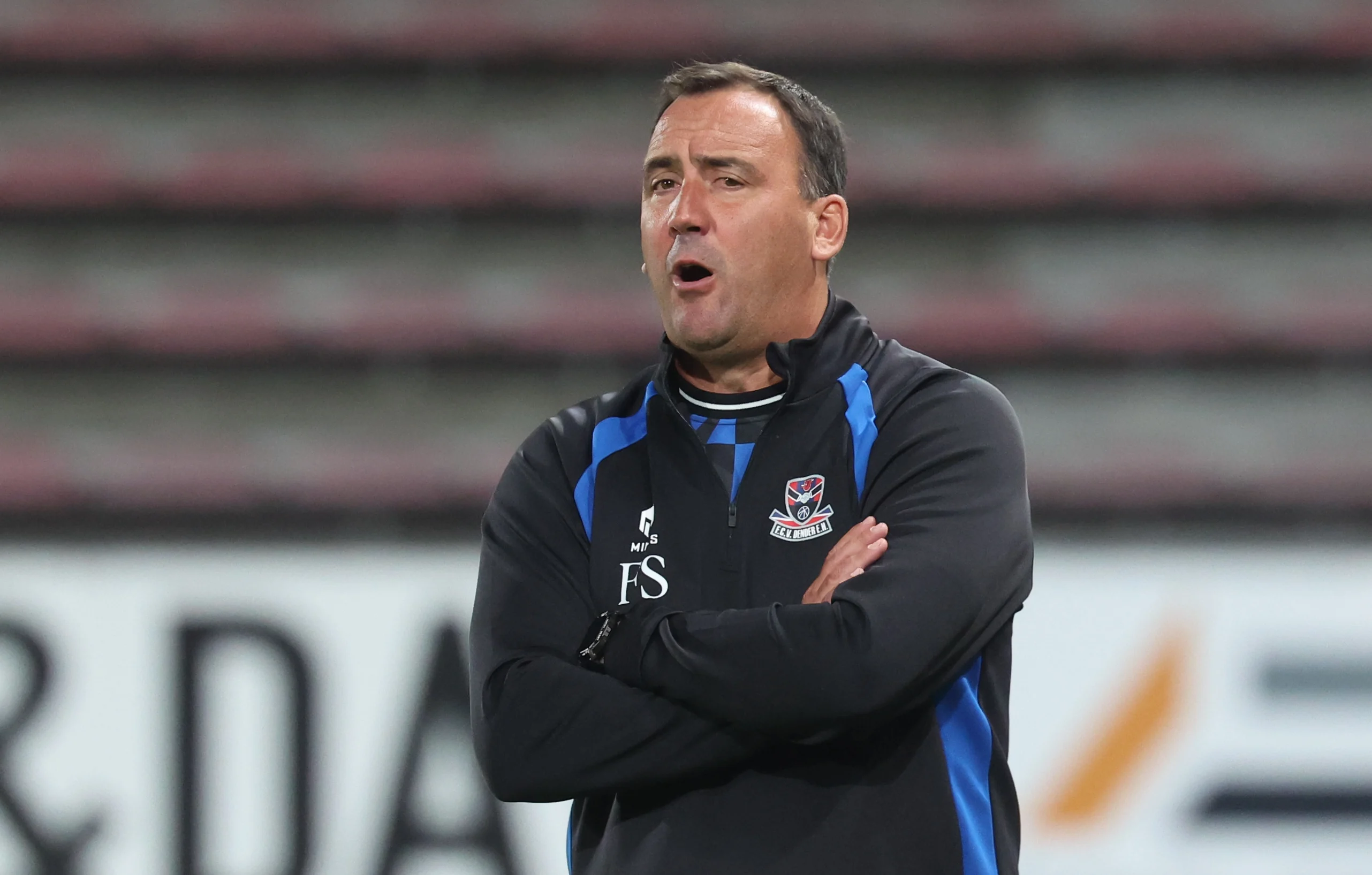 Dender's coach Frederic Stilmant pictured during a soccer match between Sporting Charleroi and FCV Dender EH, Saturday 30 August 2025 in Charleroi, on day 6 of the 2025-2026 'Jupiler Pro League' first division of the Belgian championship. BELGA PHOTO VIRGINIE LEFOUR